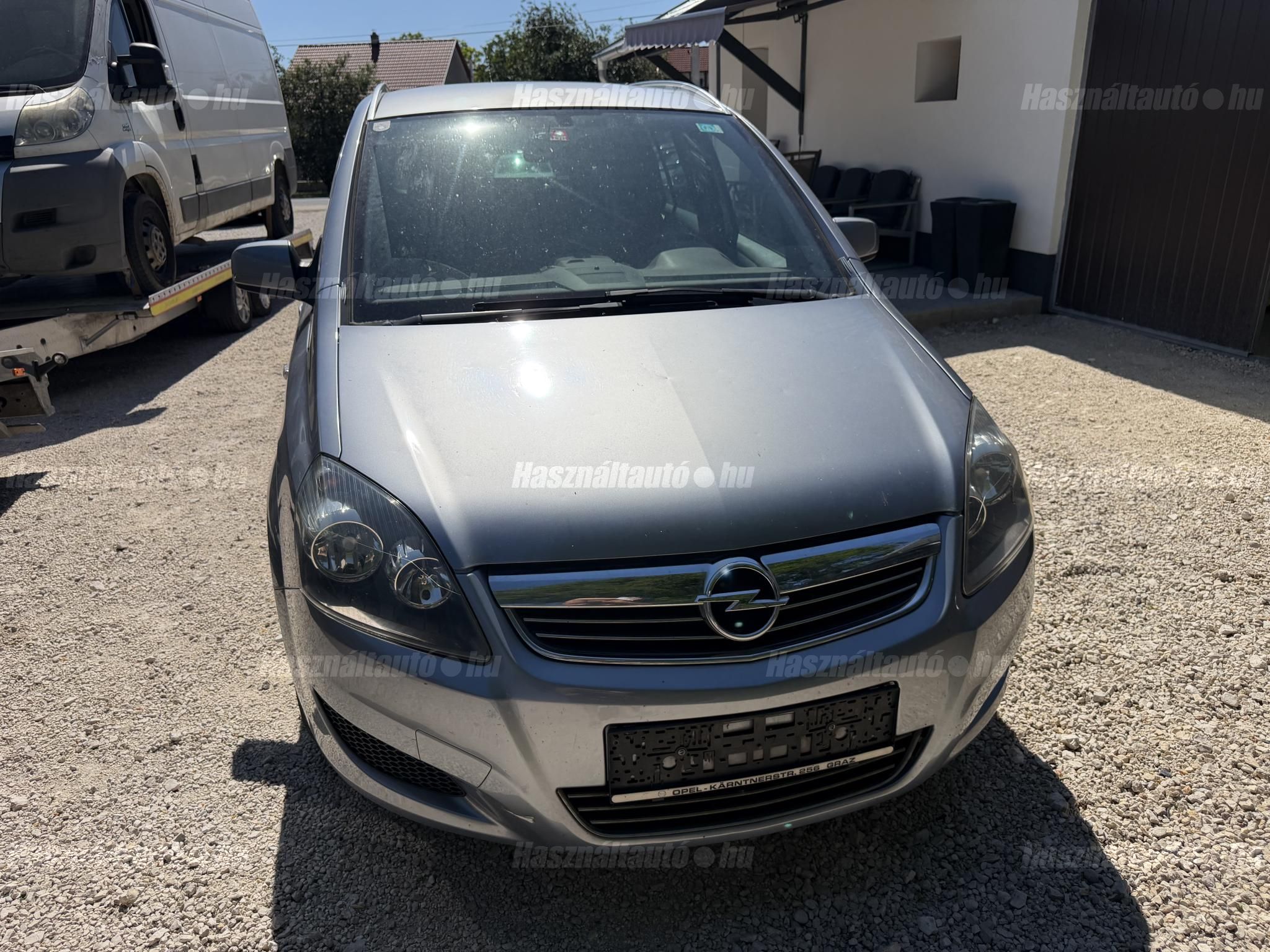 OPEL ZAFIRA 2011/6 - 1