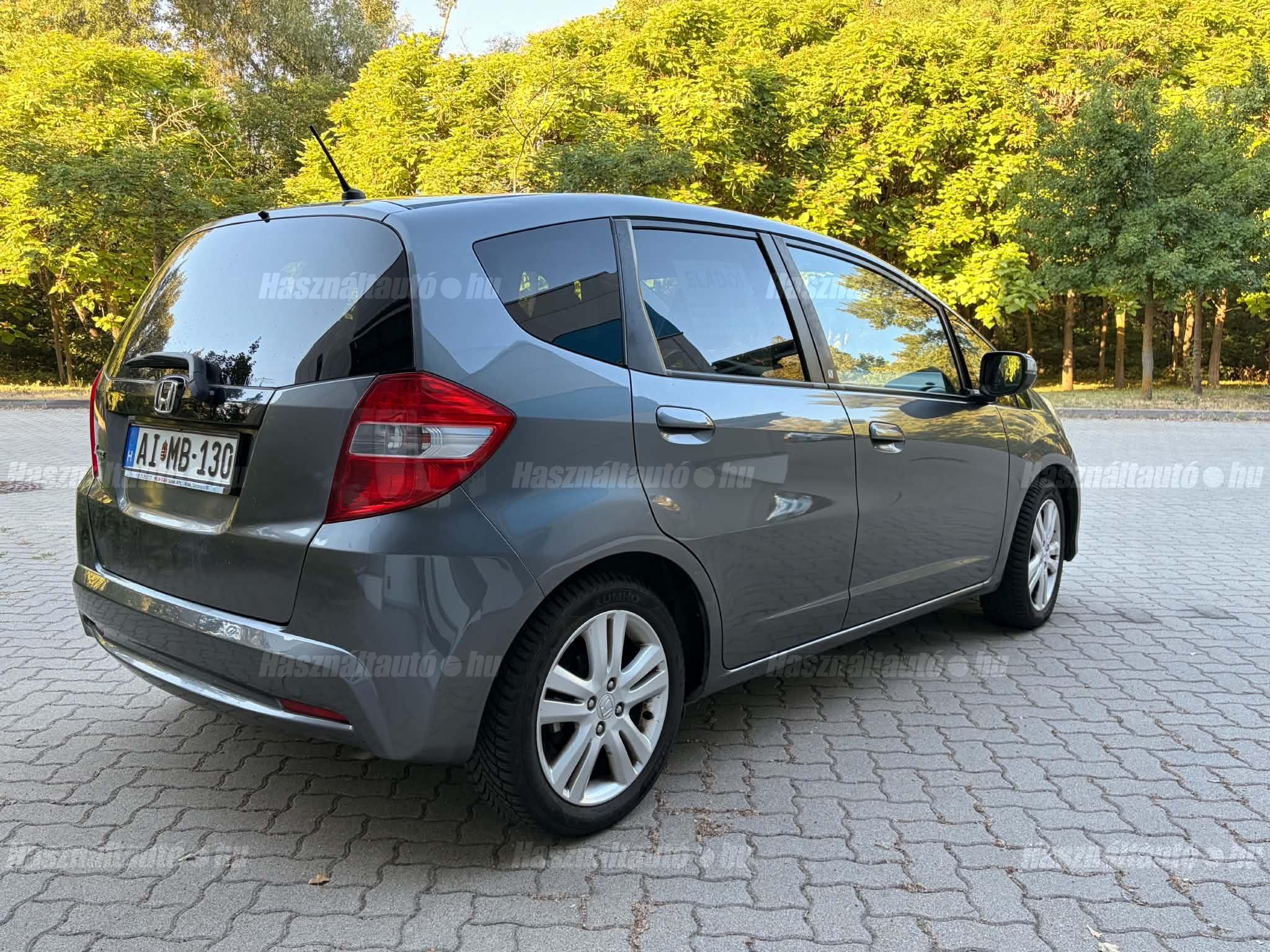 HONDA JAZZ 2012/10 - 1