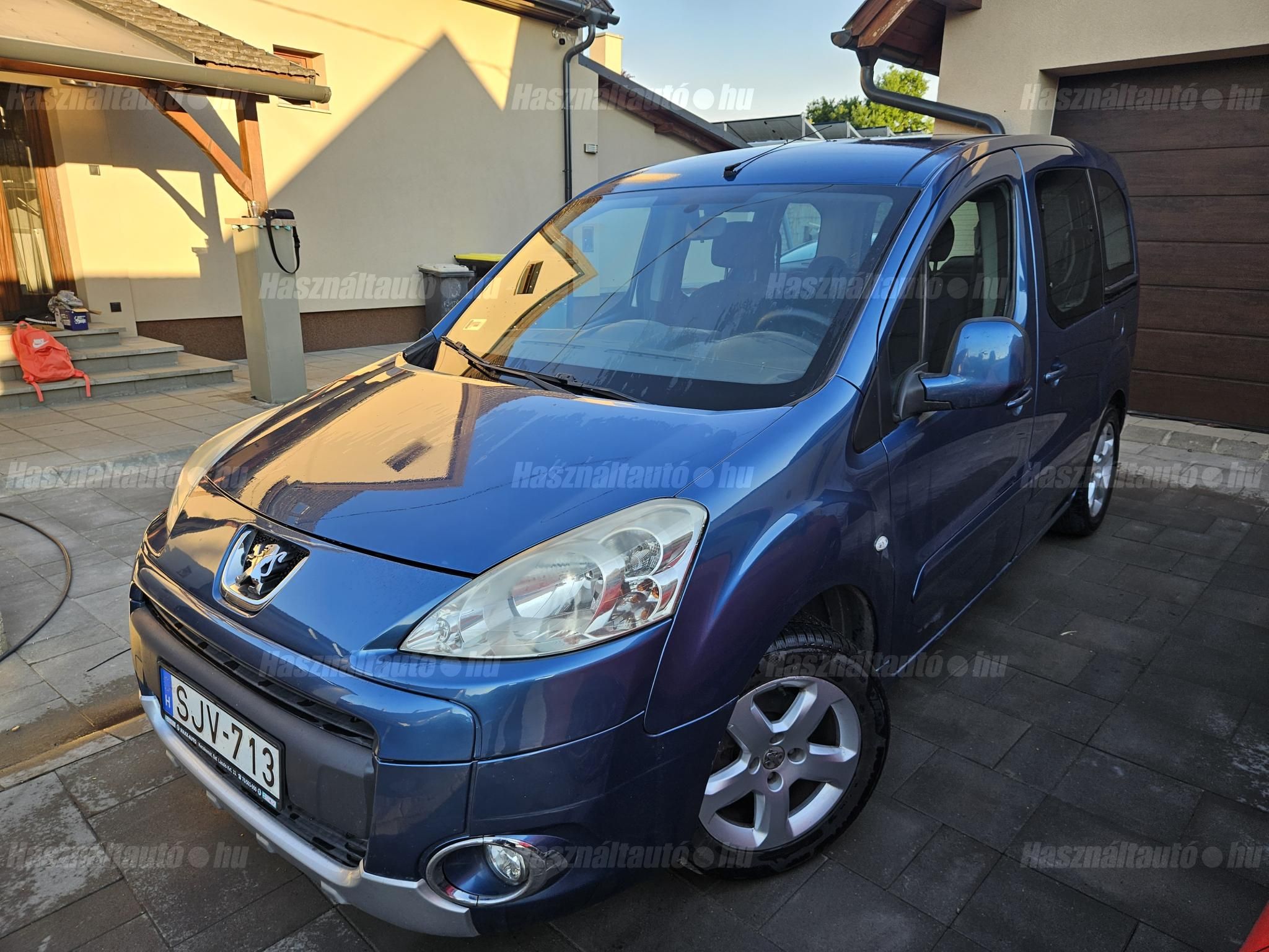 PEUGEOT PARTNER 2010/2 - 1