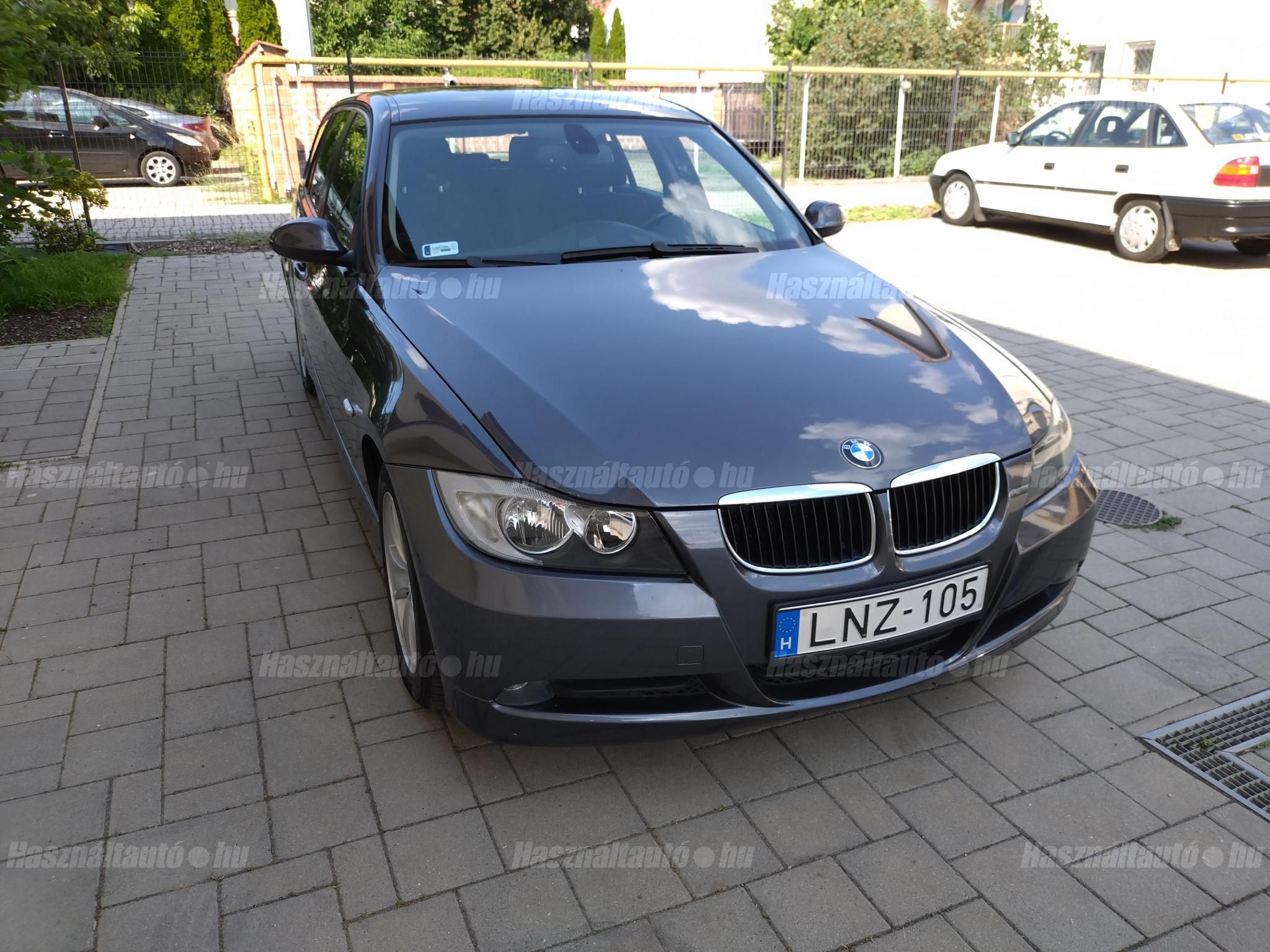 BMW 320 2006/6 - 1