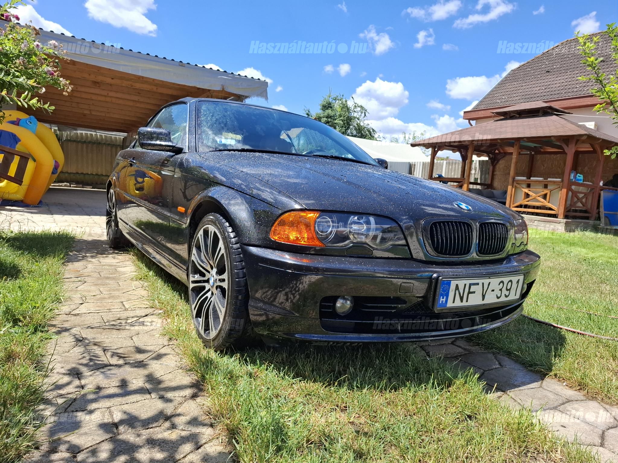 BMW 323 2000/8 - 1