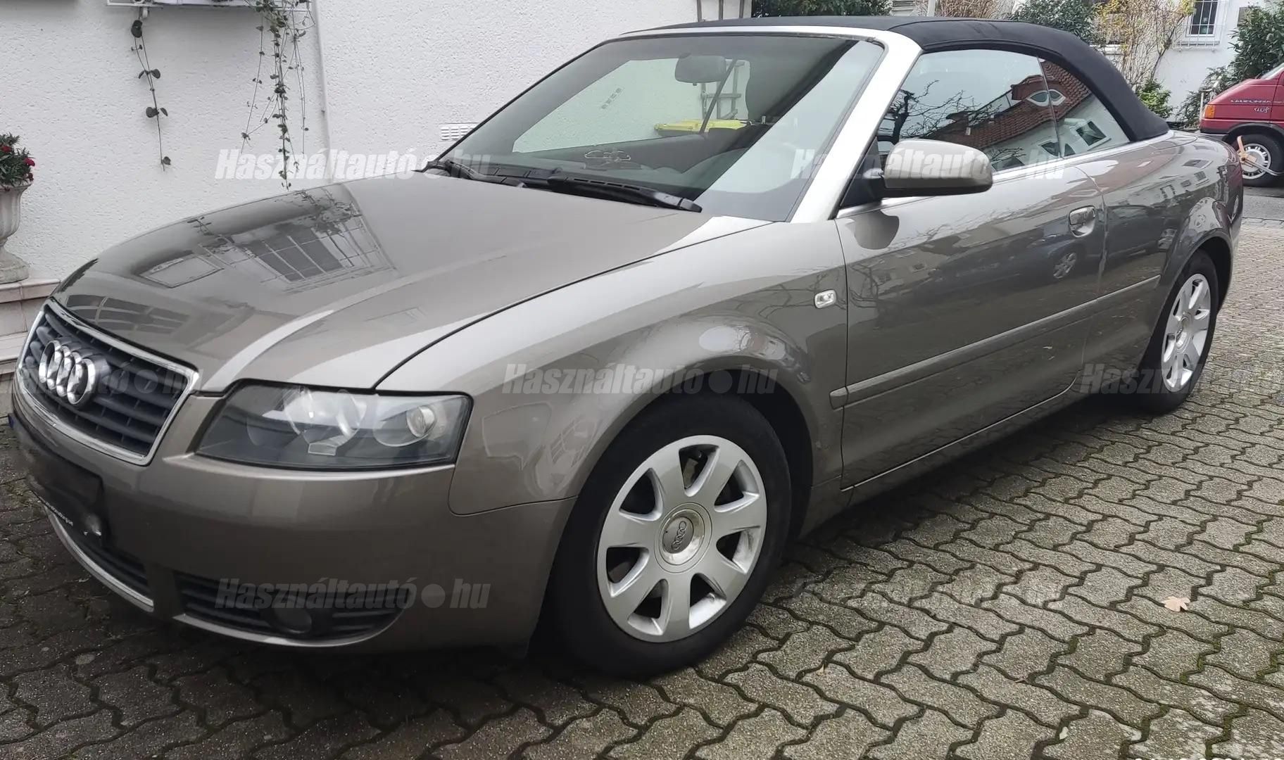 AUDI A4 CABRIO 2005/6 - 1