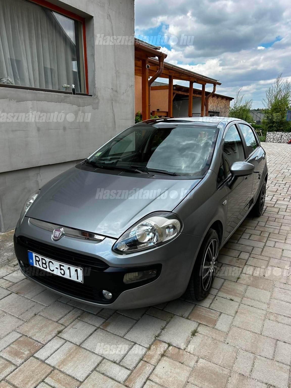 FIAT PUNTO 2010 - 1
