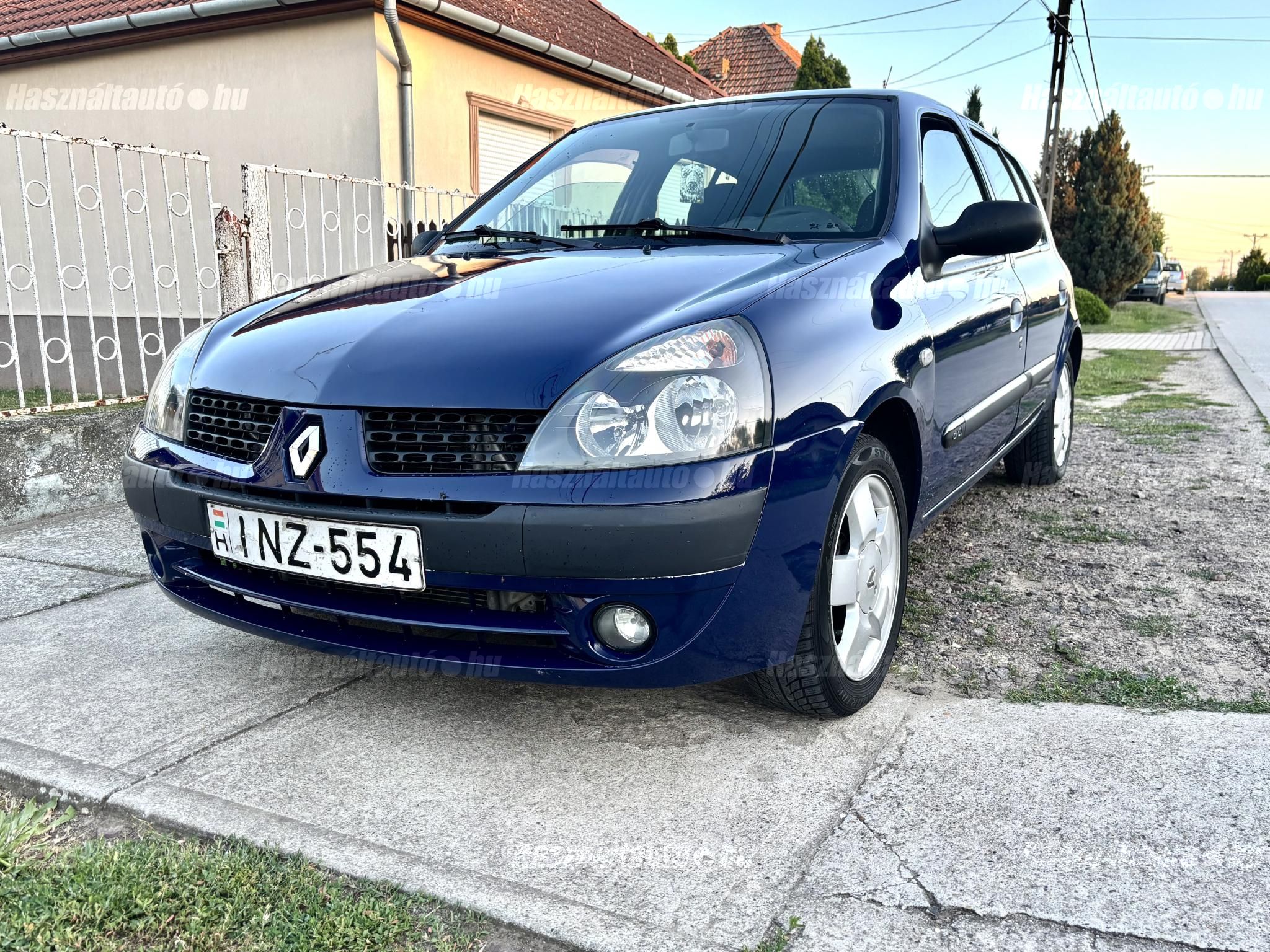 RENAULT CLIO 2003/7 - 1