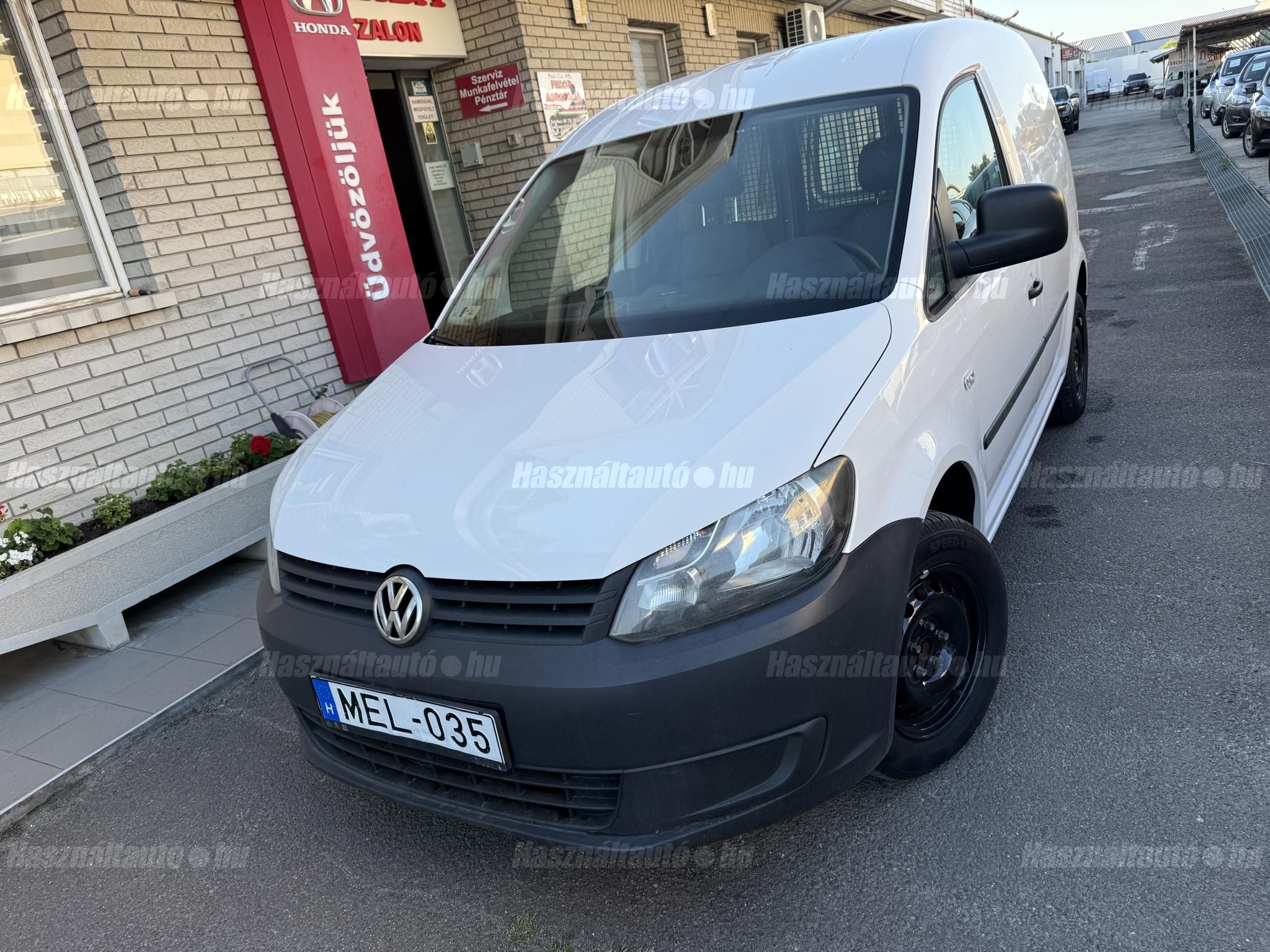 VOLKSWAGEN CADDY 2012/8 - 1