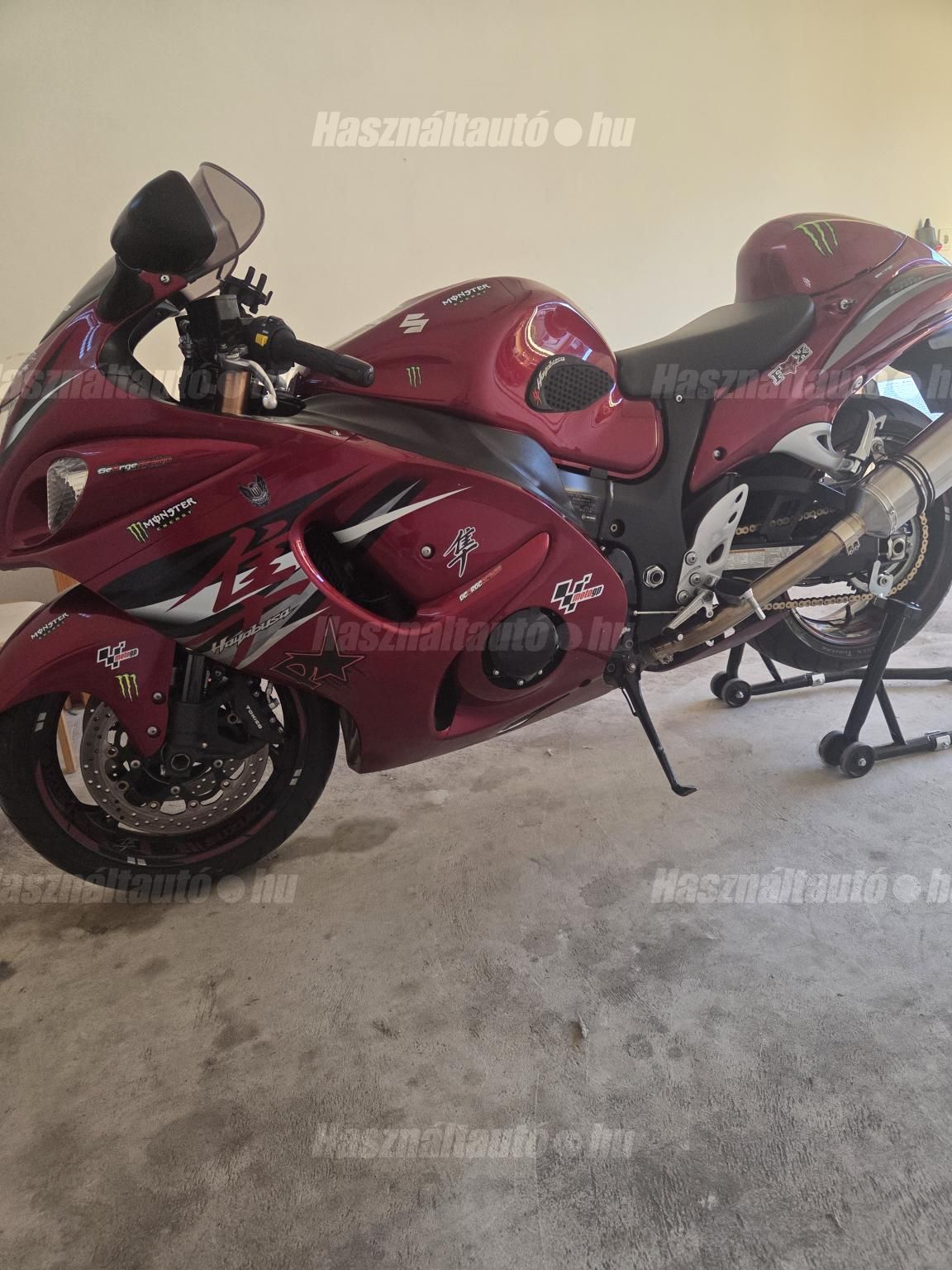 SUZUKI GSX 1300 R (HAYABUSA) 2013/10 - 1
