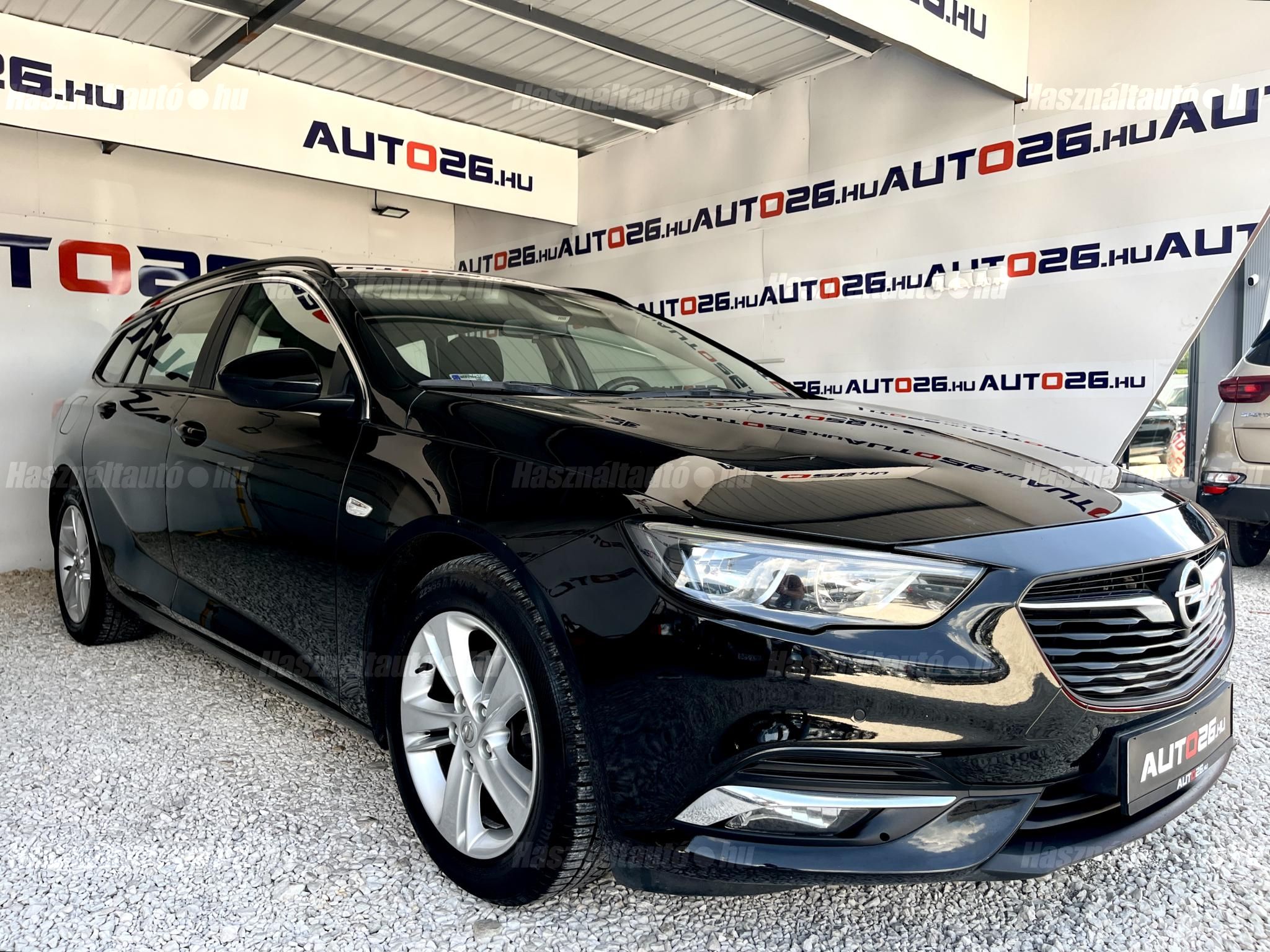 OPEL INSIGNIA 2019/8 - 1