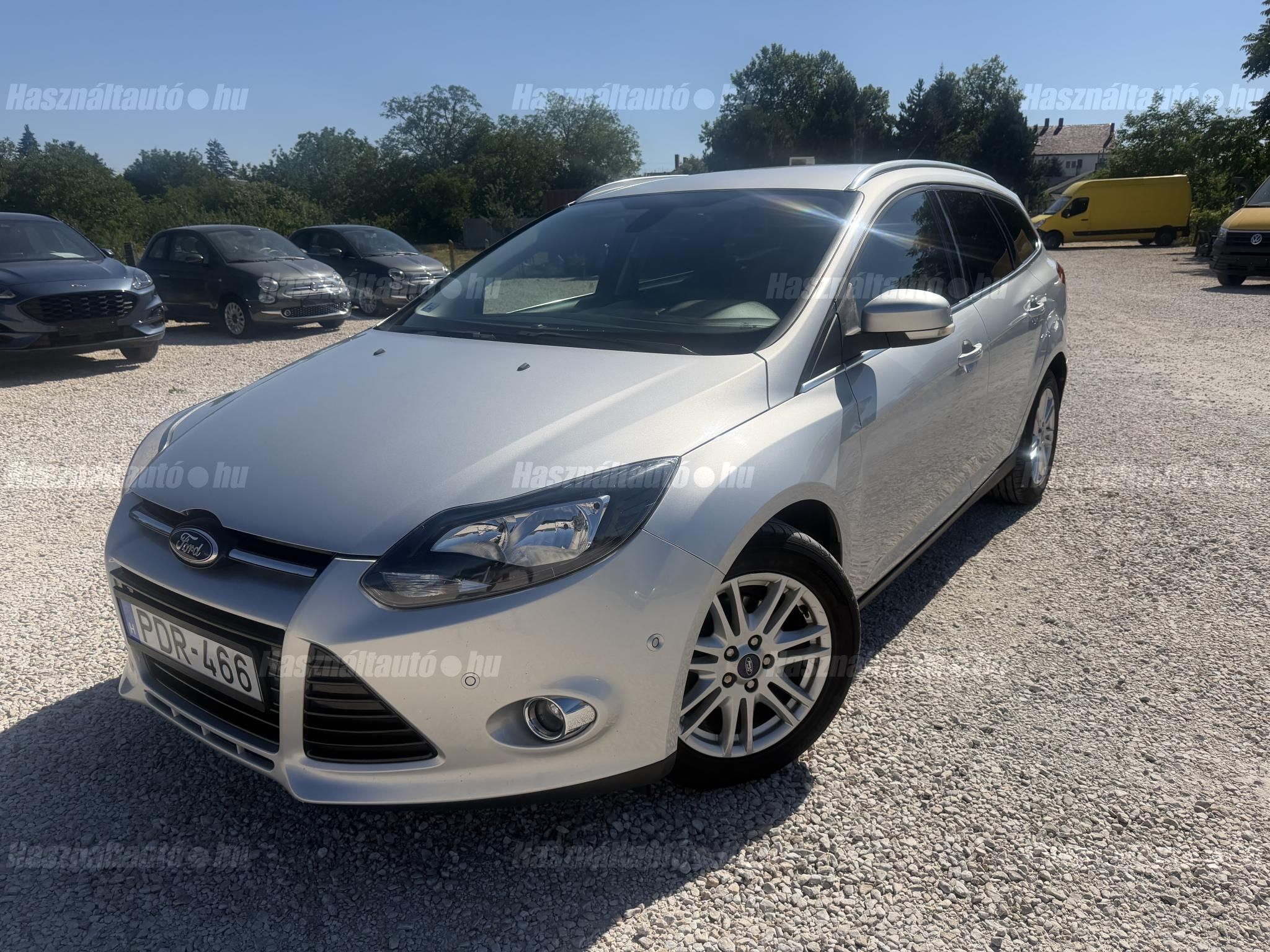FORD FOCUS 2013/8 - 1