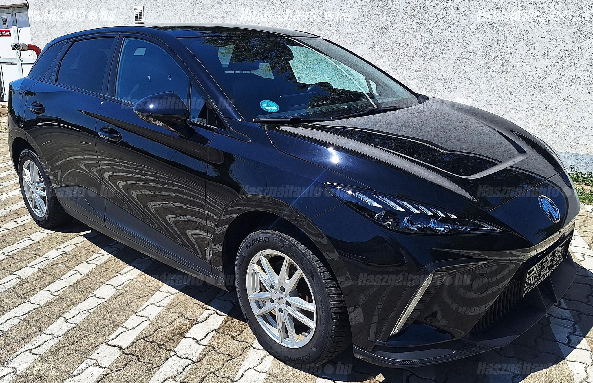 MG MG4 2024/11 - 1