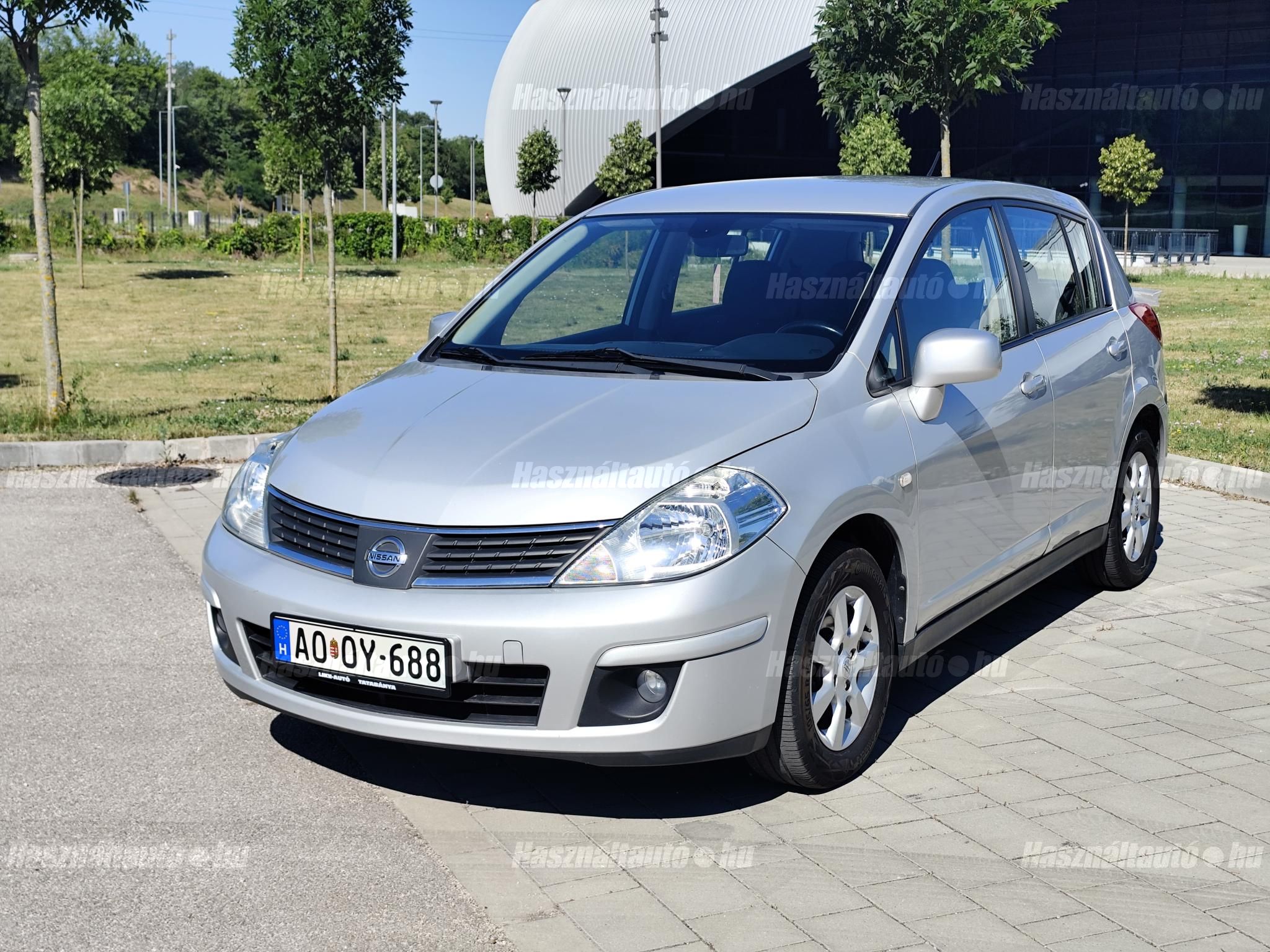 NISSAN TIIDA 2008/9 - 1