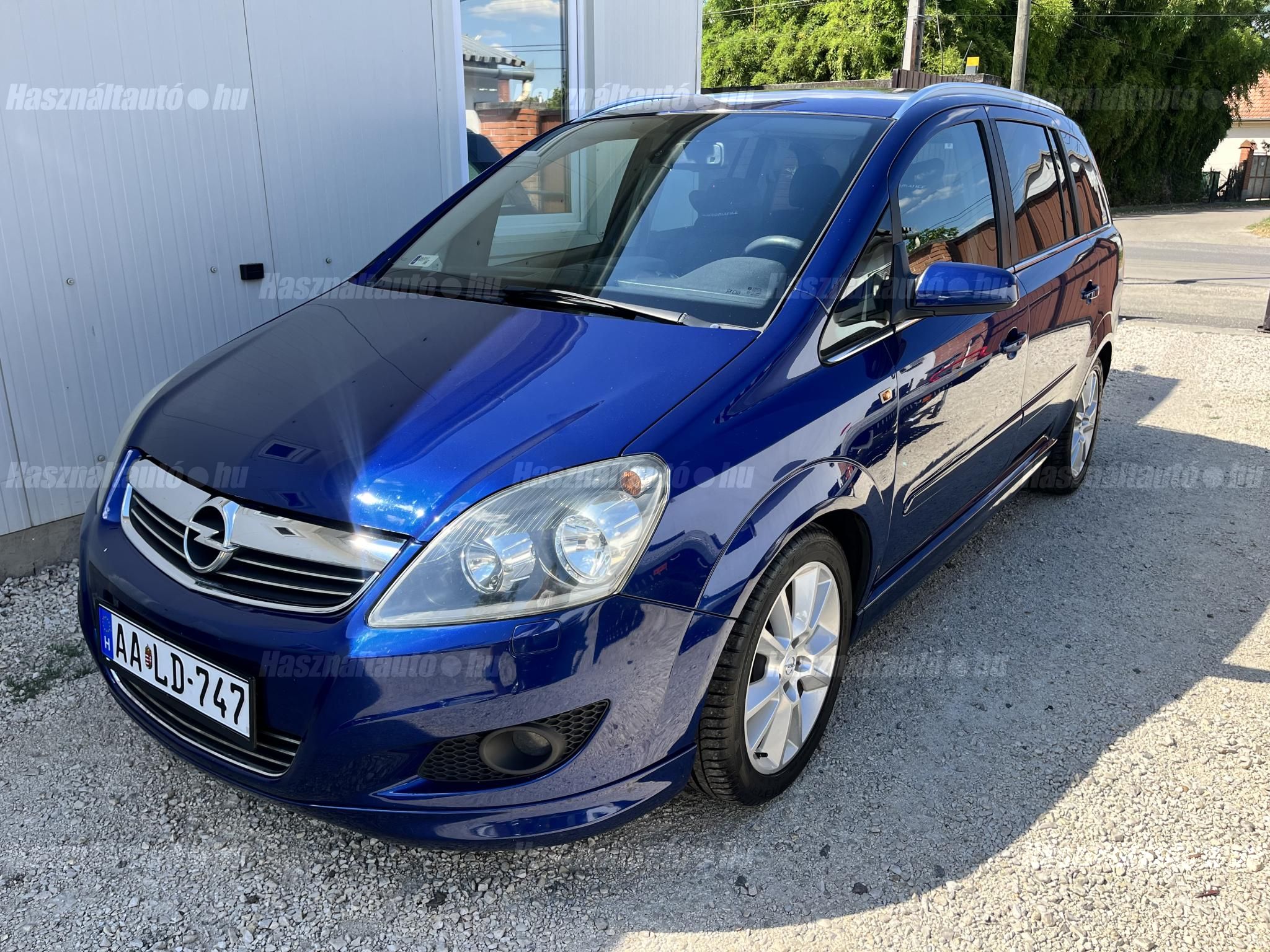 OPEL ZAFIRA B 2008/3 - 1