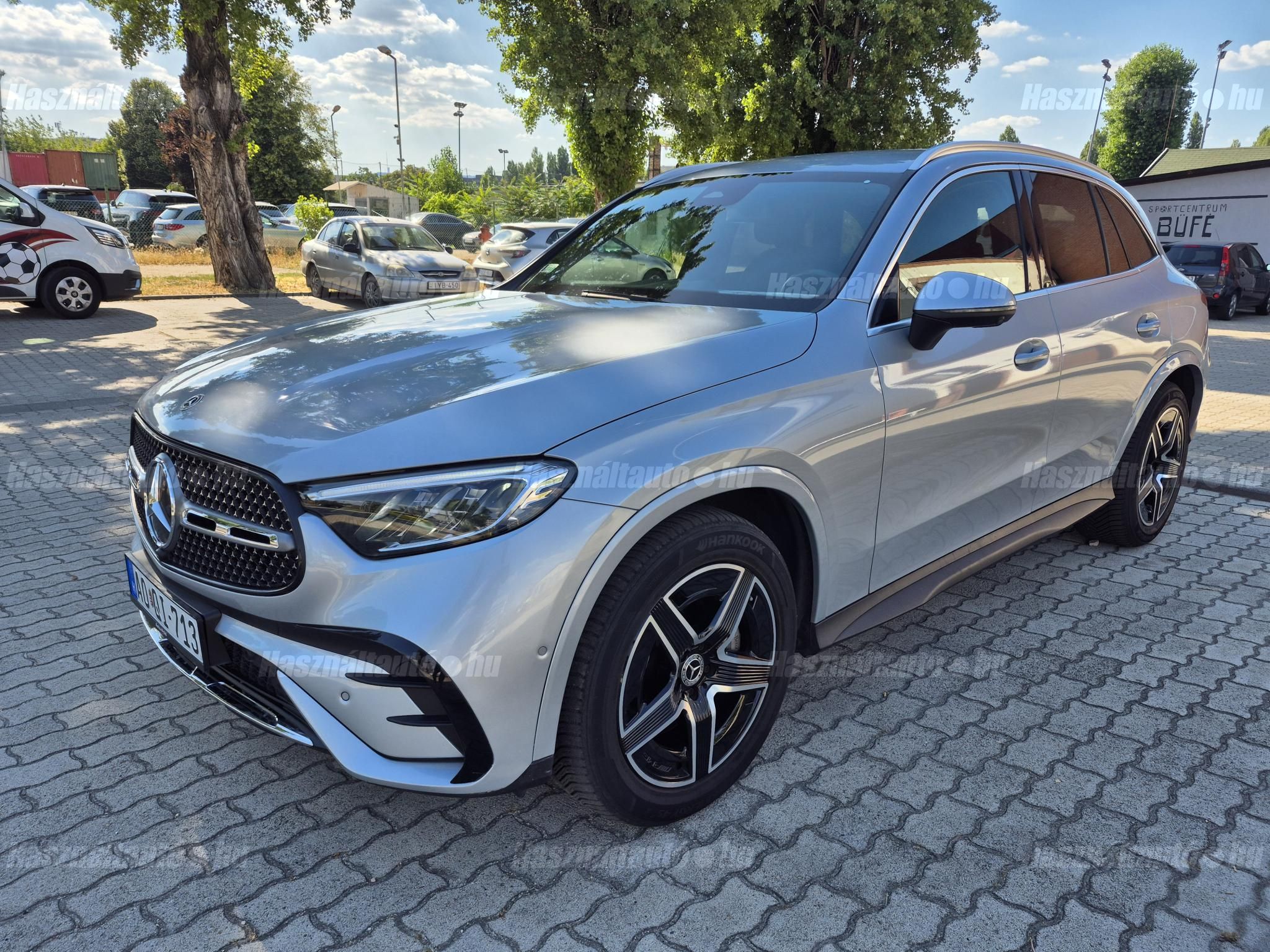 MERCEDES-BENZ GLC 200 2024/9 - 1