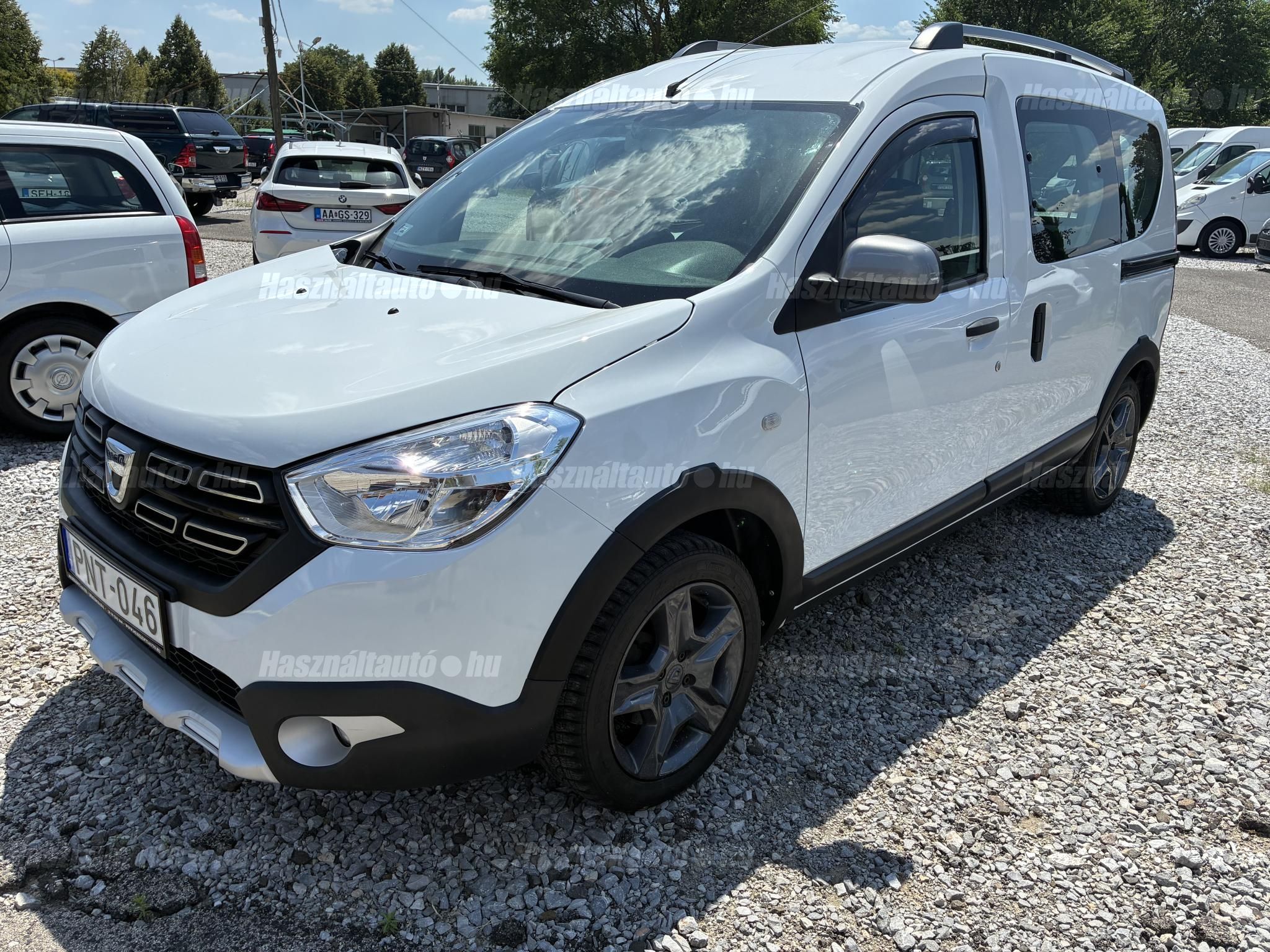 DACIA DOKKER 2017/12 - 1