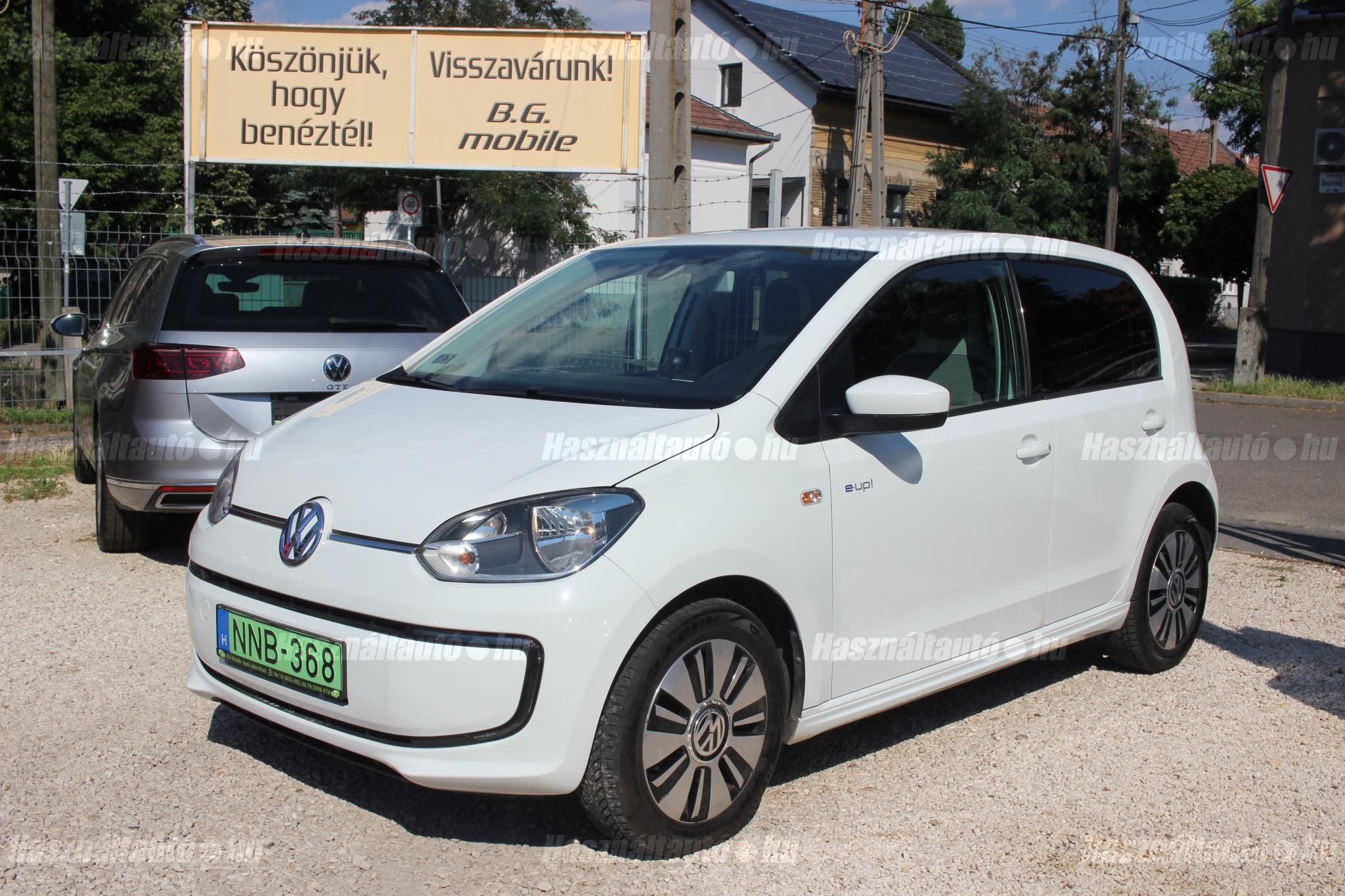 VOLKSWAGEN UP 2016/6 - 1