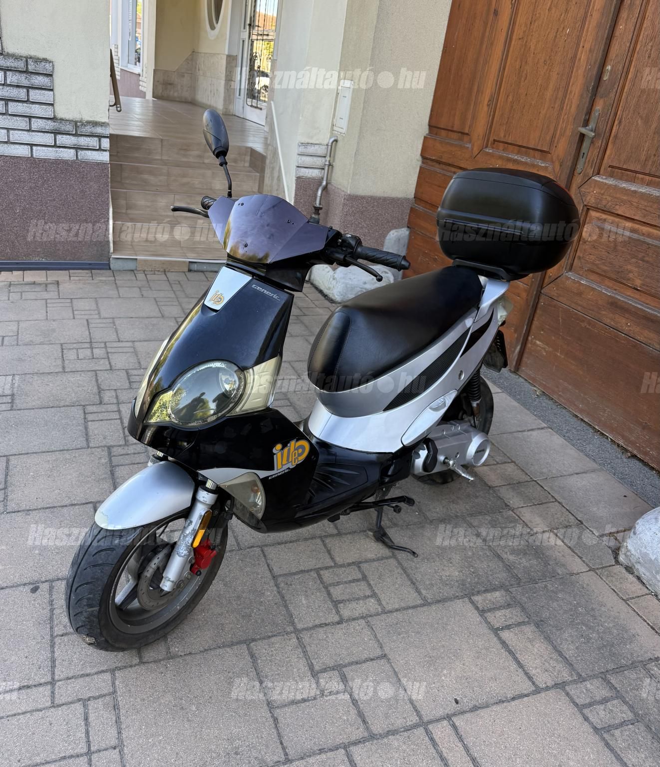 GENERIC IDEO 50 2008/5 - 1