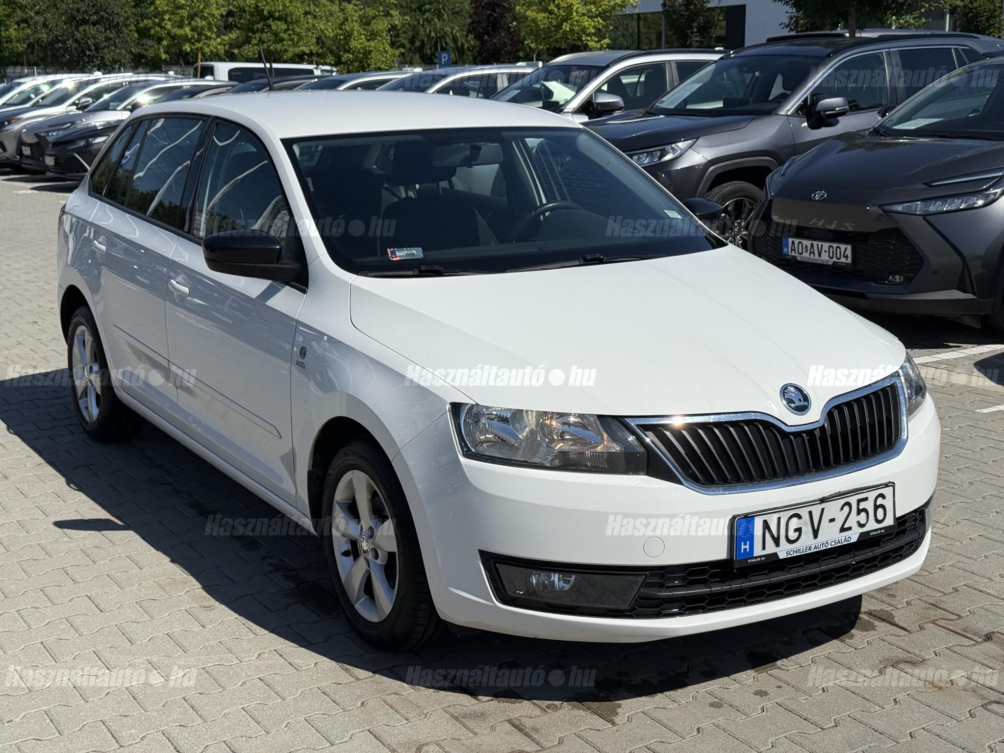 SKODA RAPID 2015/8 - 1