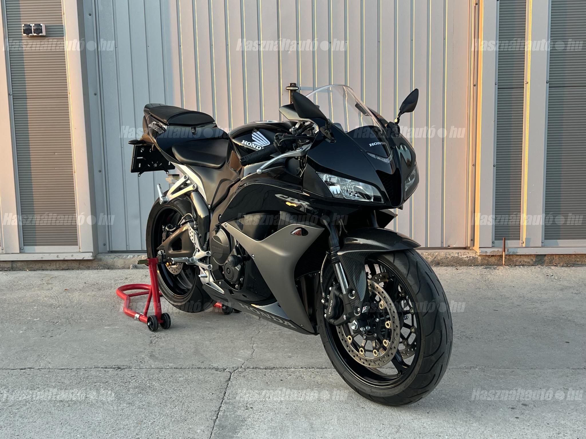 HONDA CBR 600 RR 2007/9 - 1