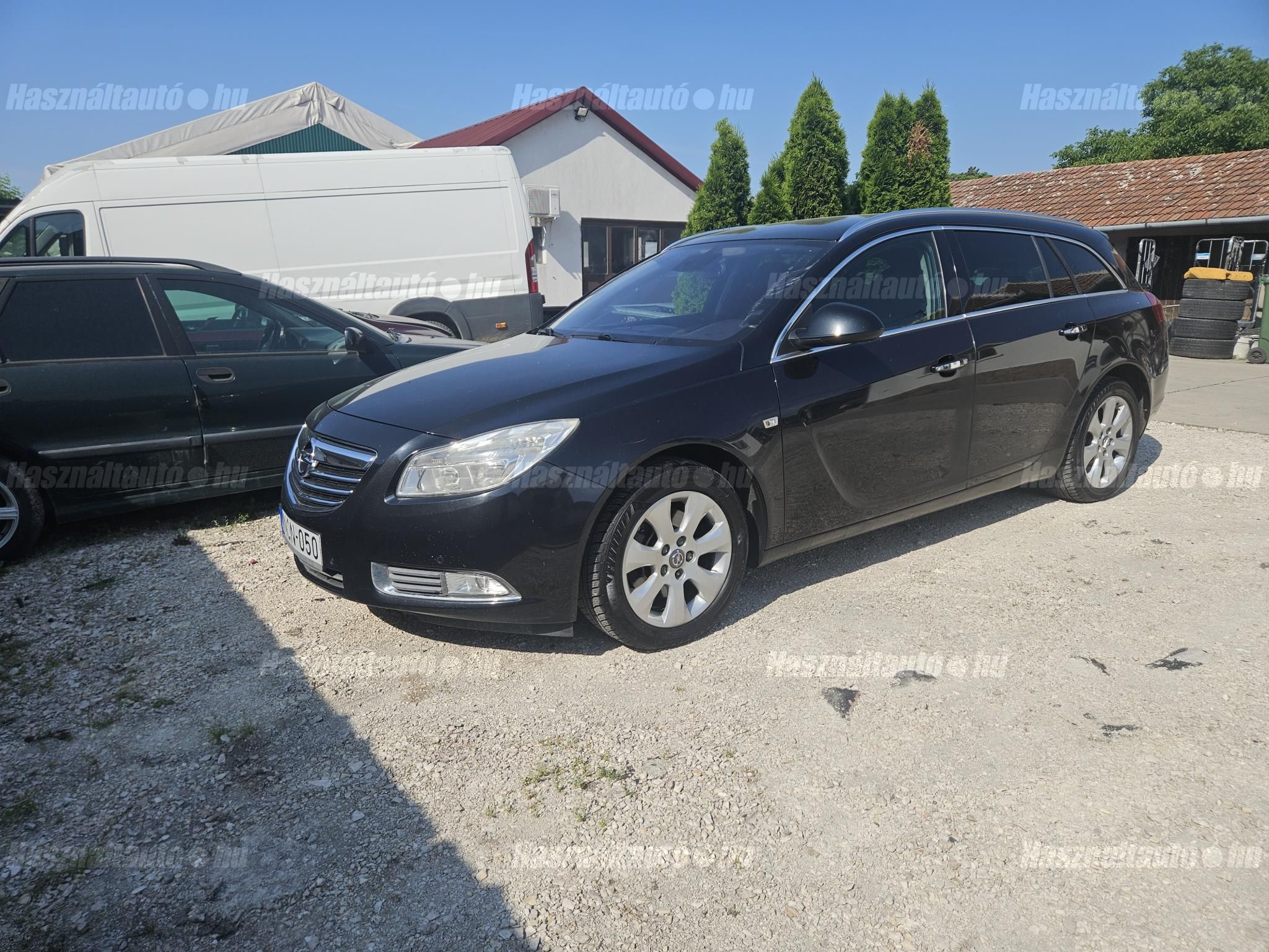 OPEL INSIGNIA 2011/4 - 1