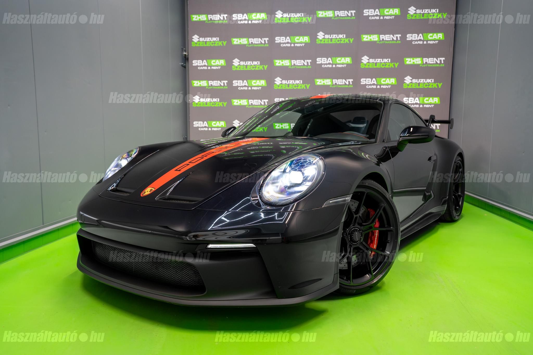 PORSCHE 911 2024/2 - 1