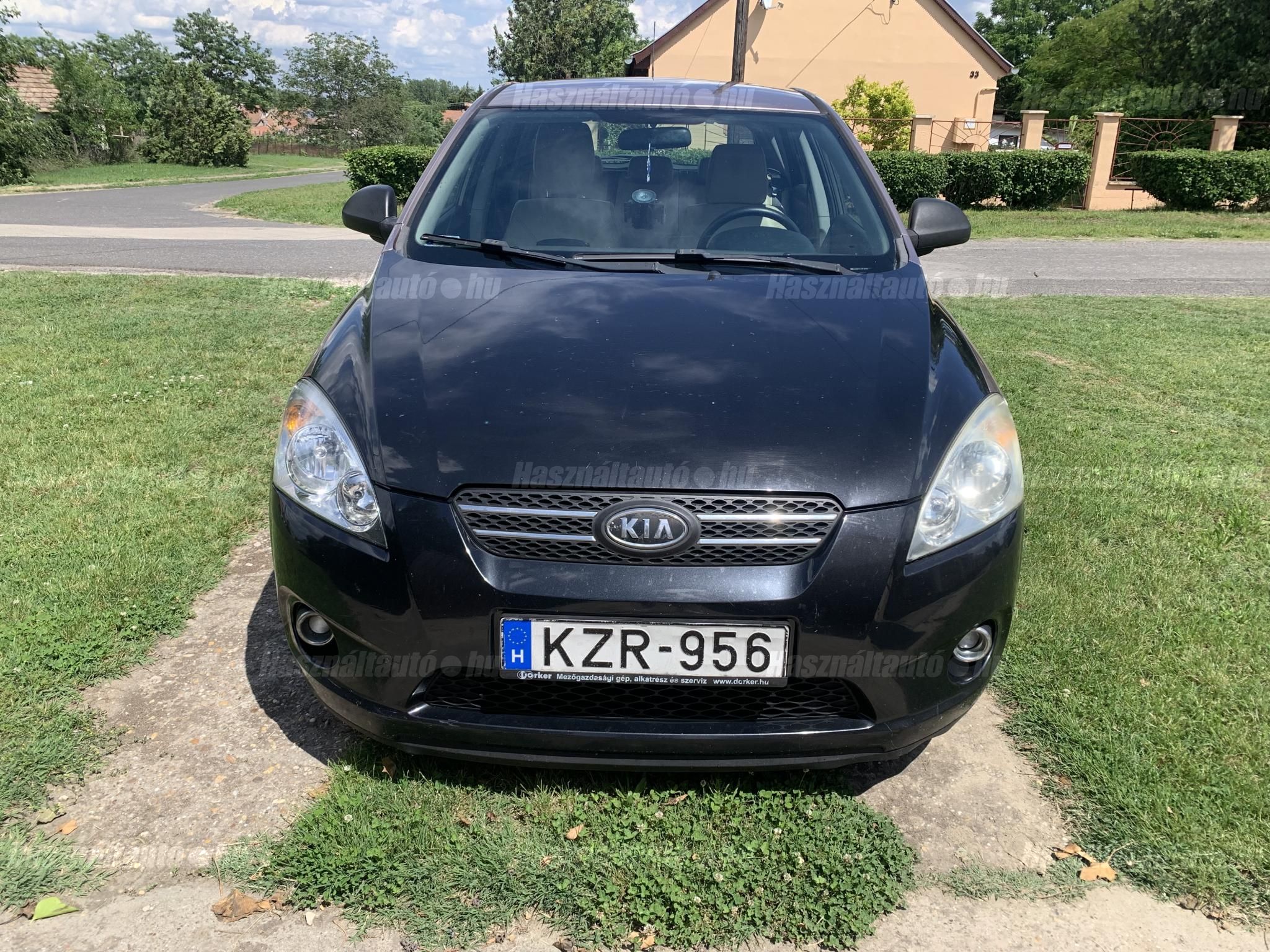 KIA CEE'D 2007/12 - 1