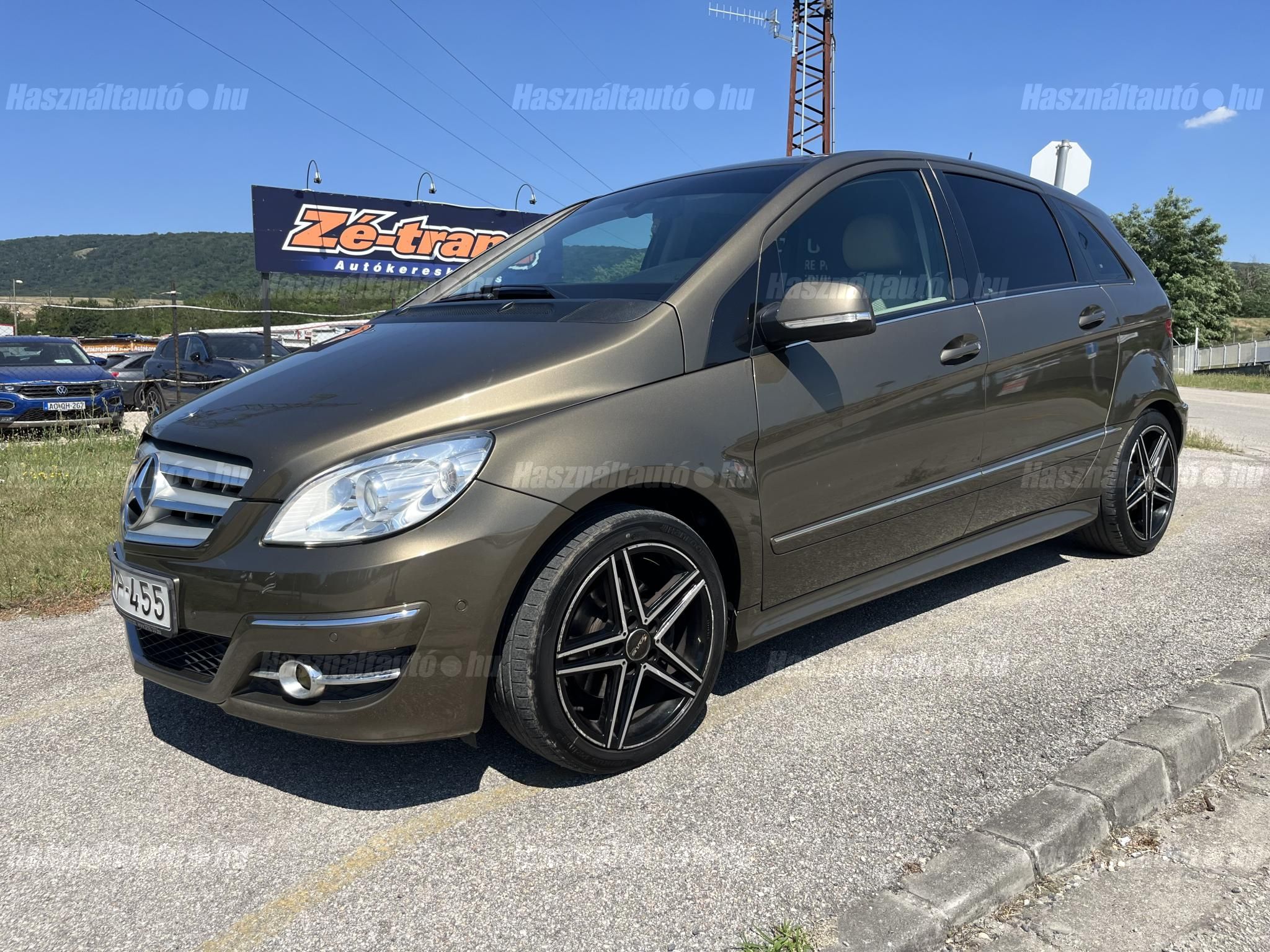MERCEDES-BENZ B 180 2010/3 - 1