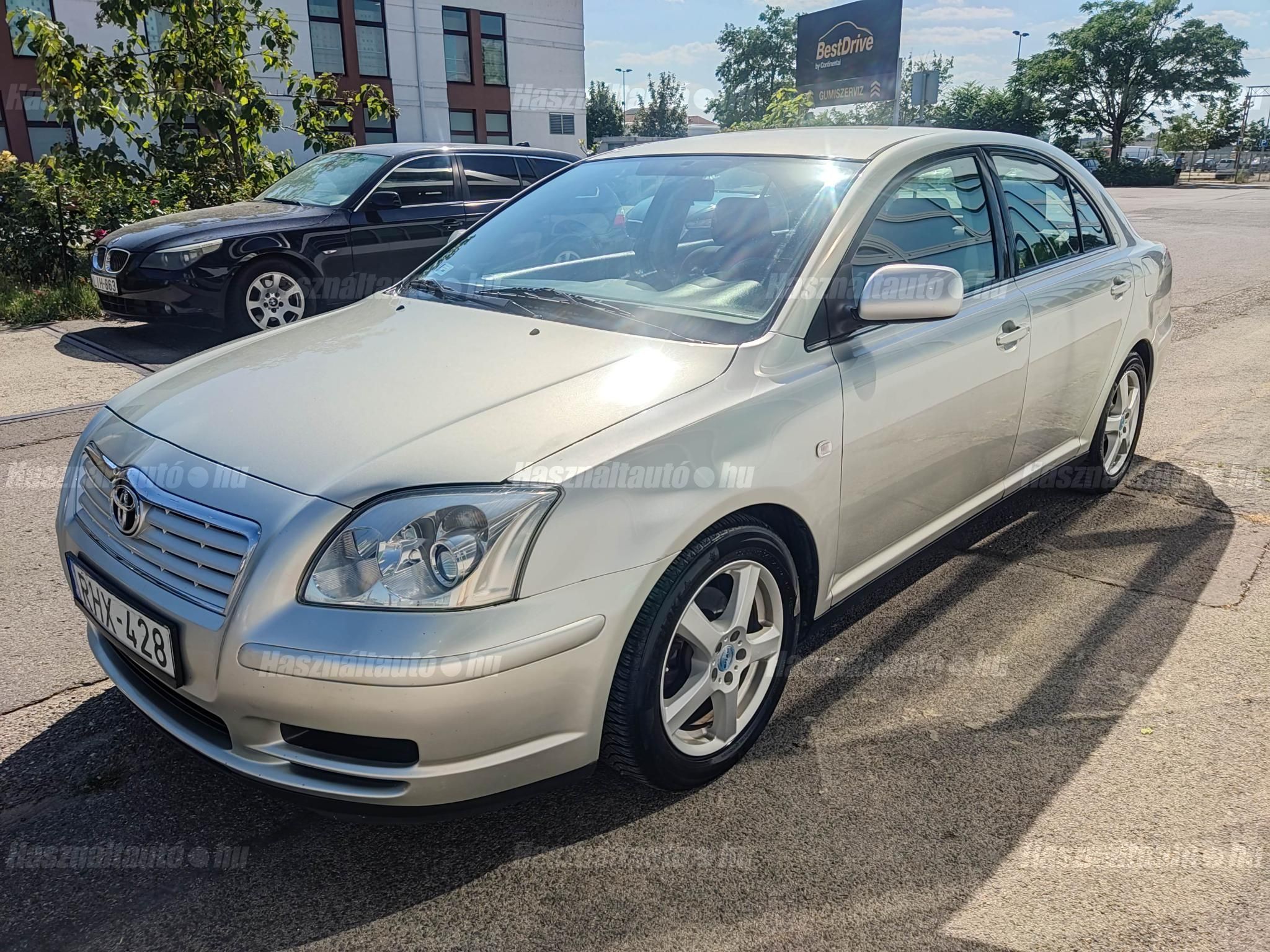 TOYOTA AVENSIS 2004/3 - 1