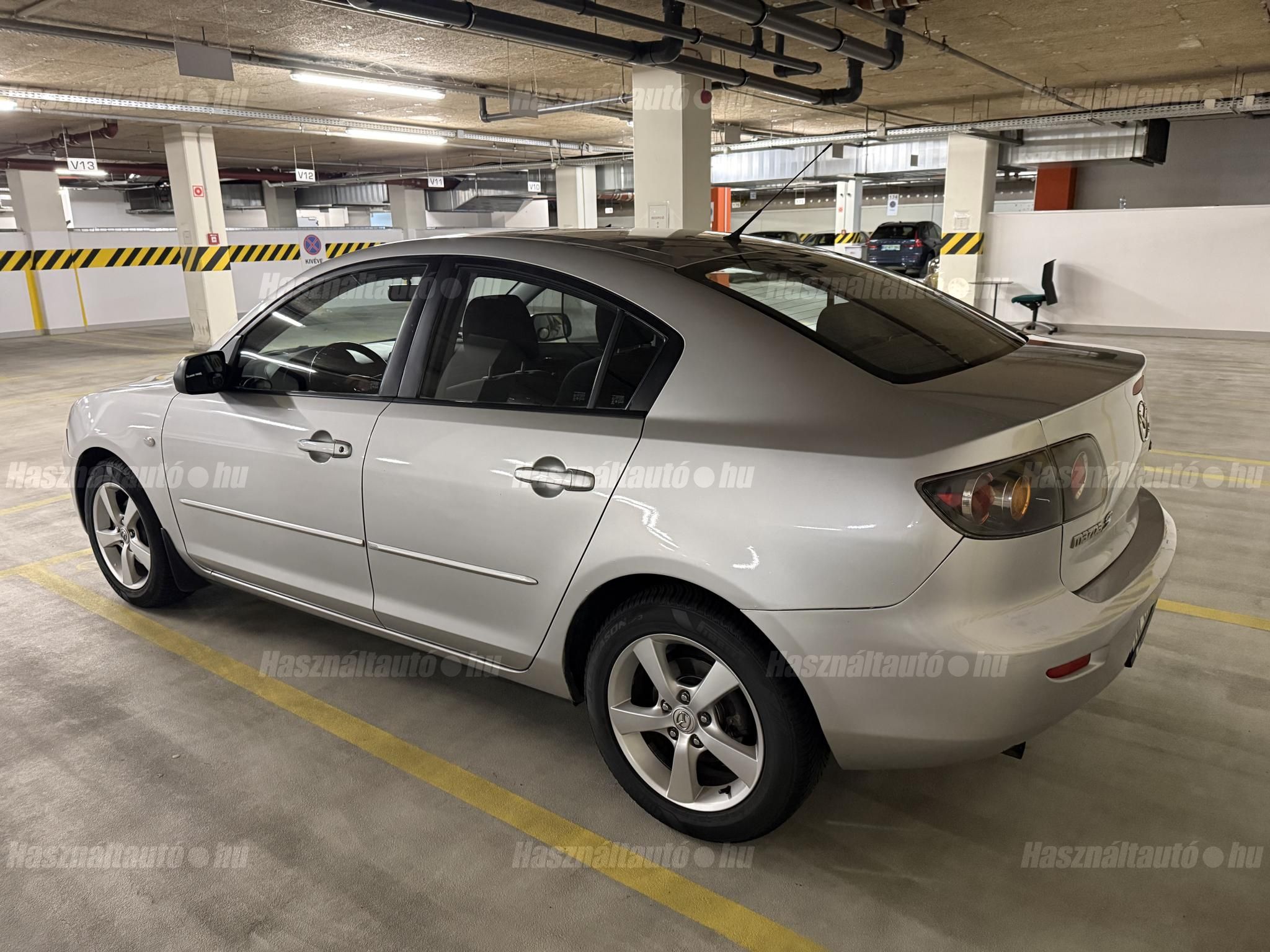 MAZDA 3 2005/6 - 1