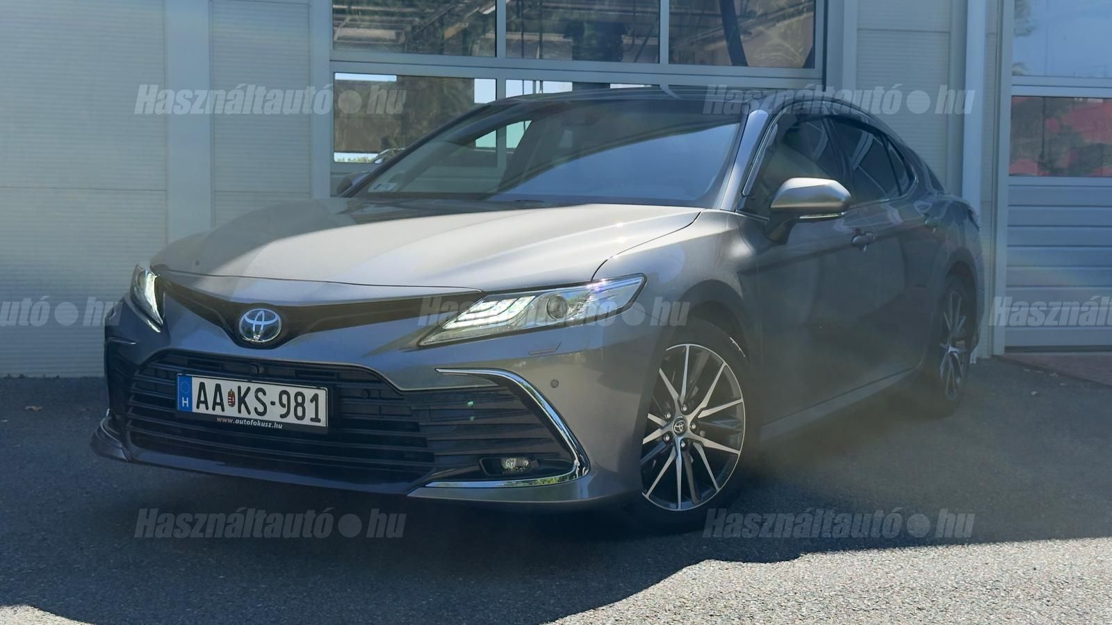 TOYOTA CAMRY 2023/3 - 1