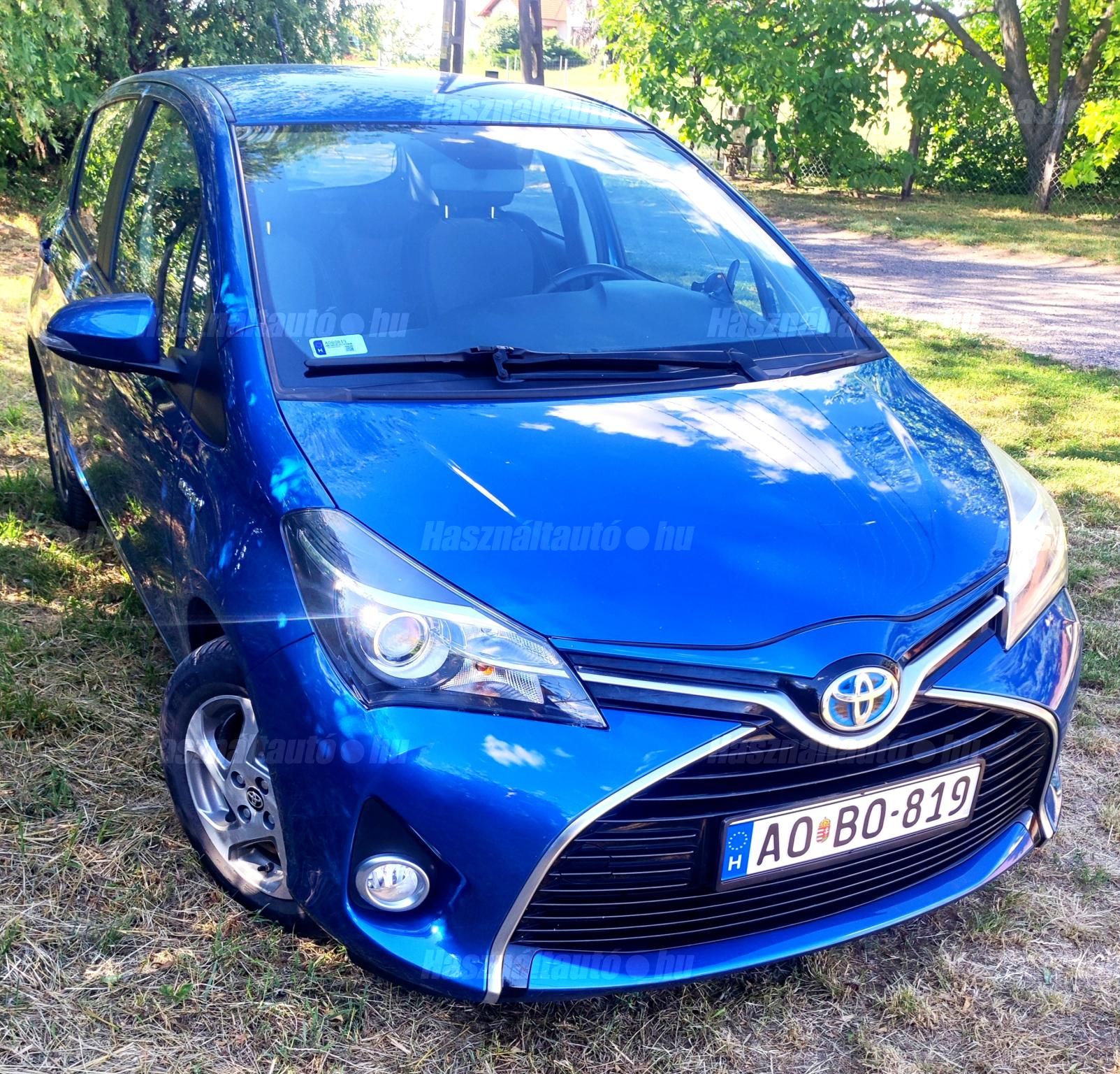 TOYOTA YARIS 2015/6 - 1