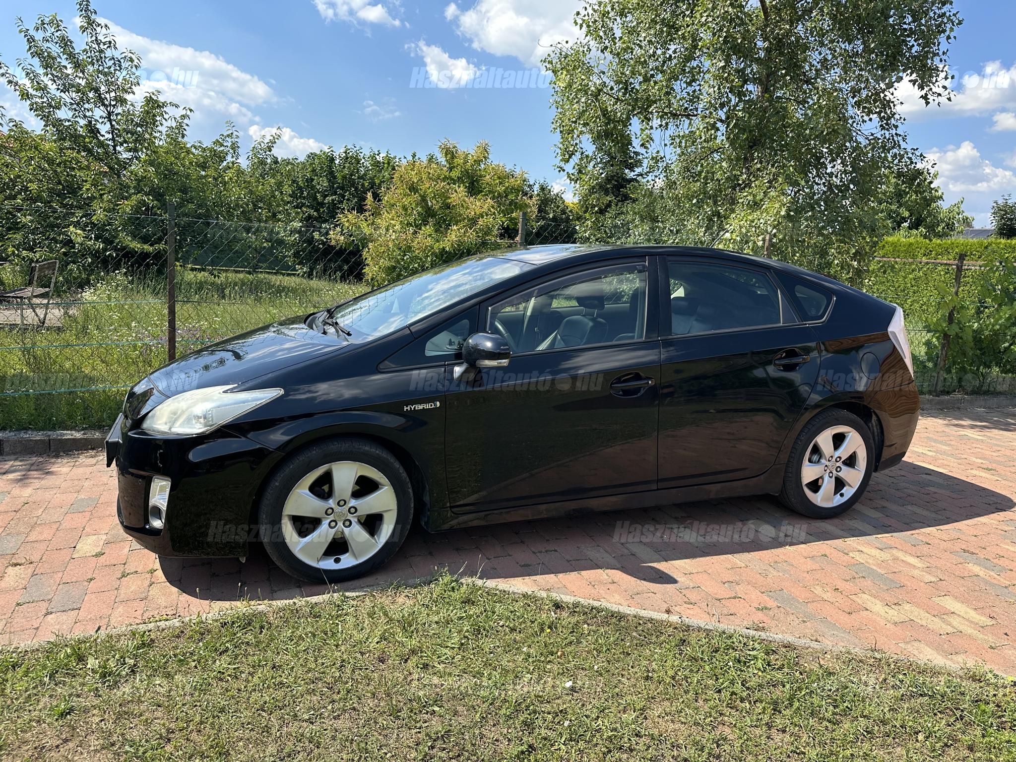 TOYOTA PRIUS 2012/1 - 1