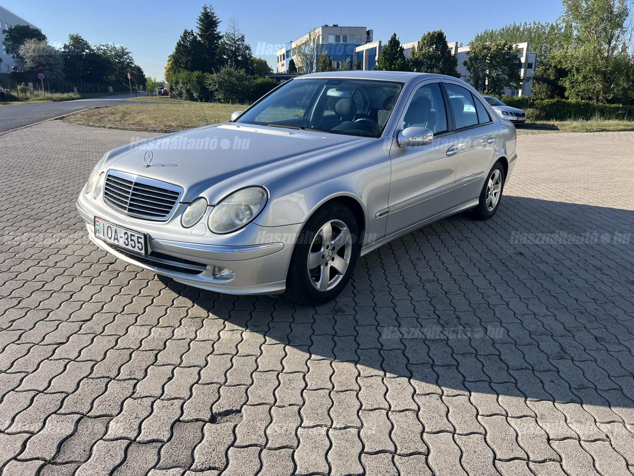 MERCEDES-BENZ E 270 2002/6 - 1