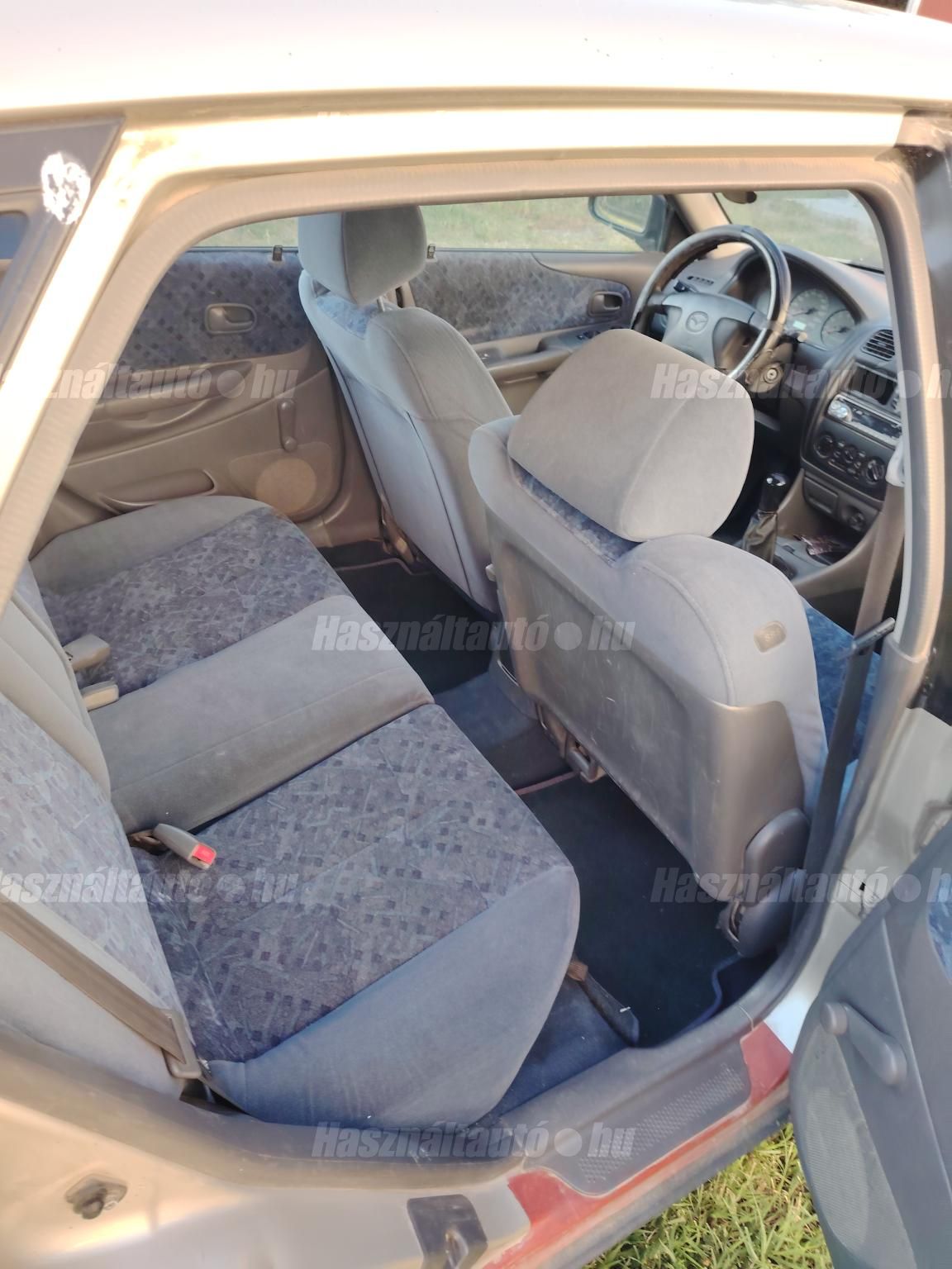 MAZDA 323 F 1999/9 - 1