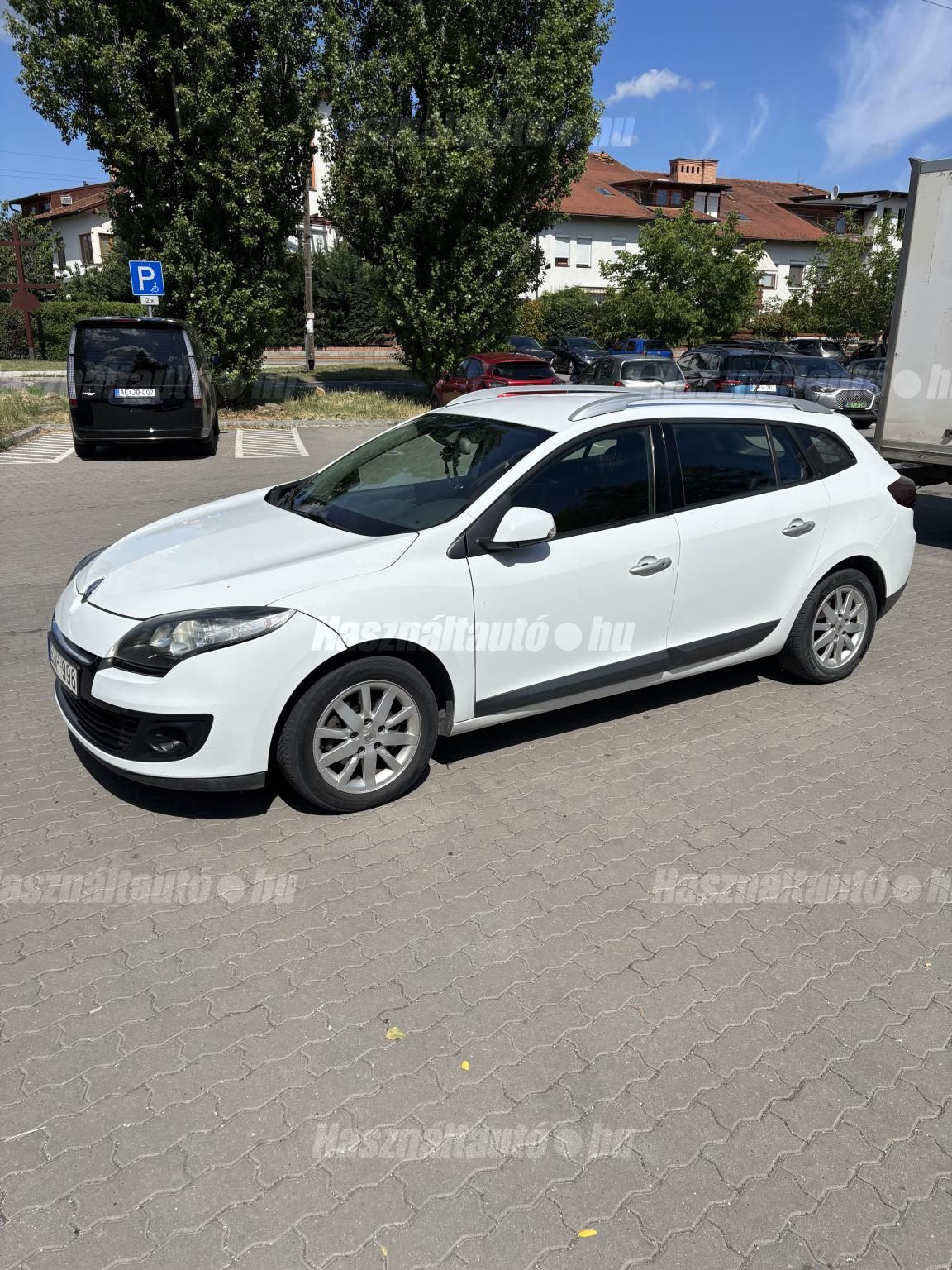 RENAULT MEGANE 2011/10 - 1