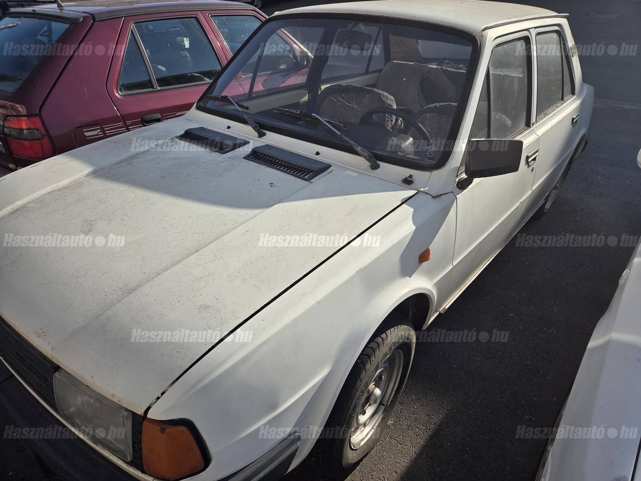 SKODA 120 1988 - 1