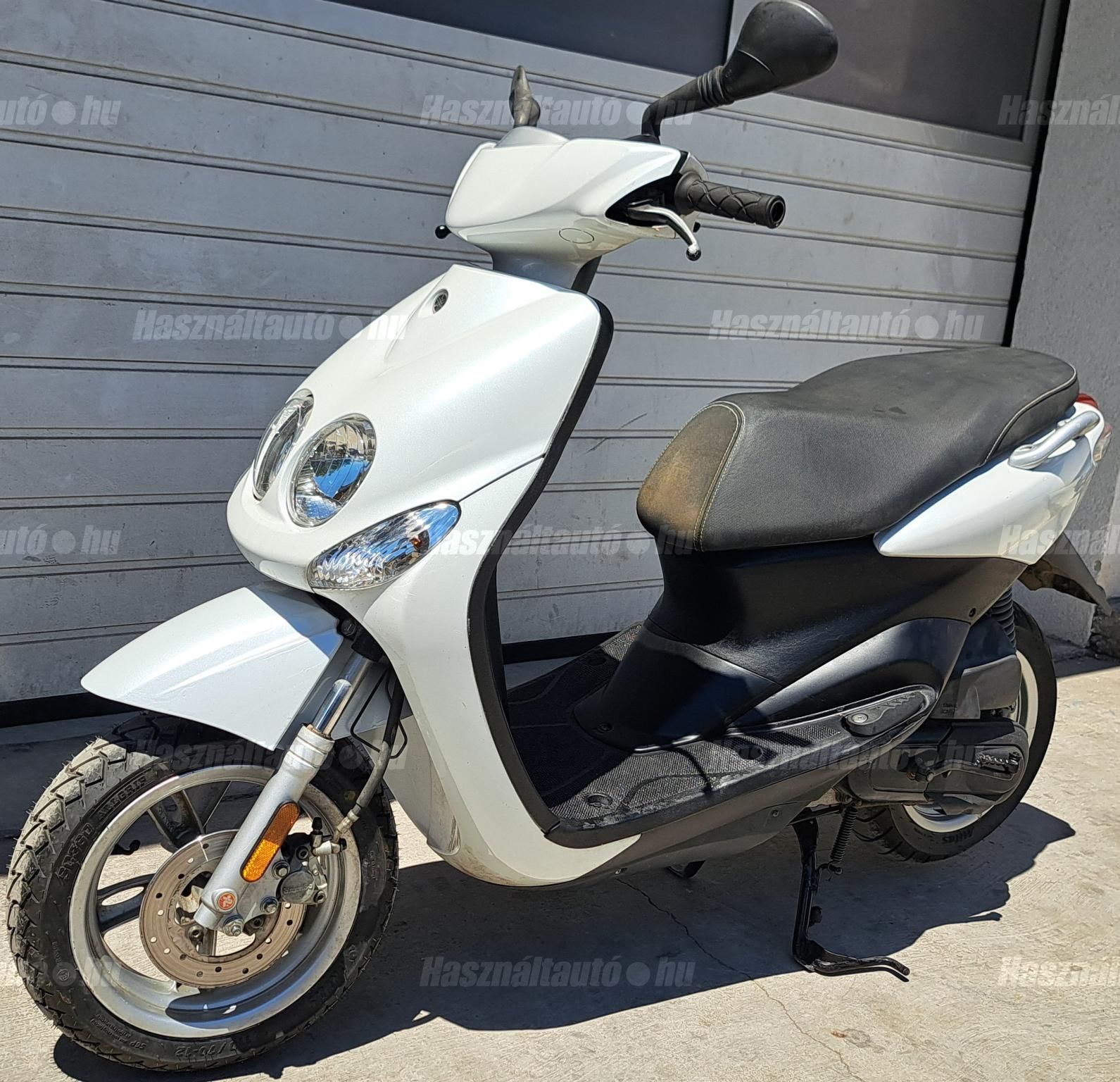 YAMAHA NEOS 2015/8 - 1