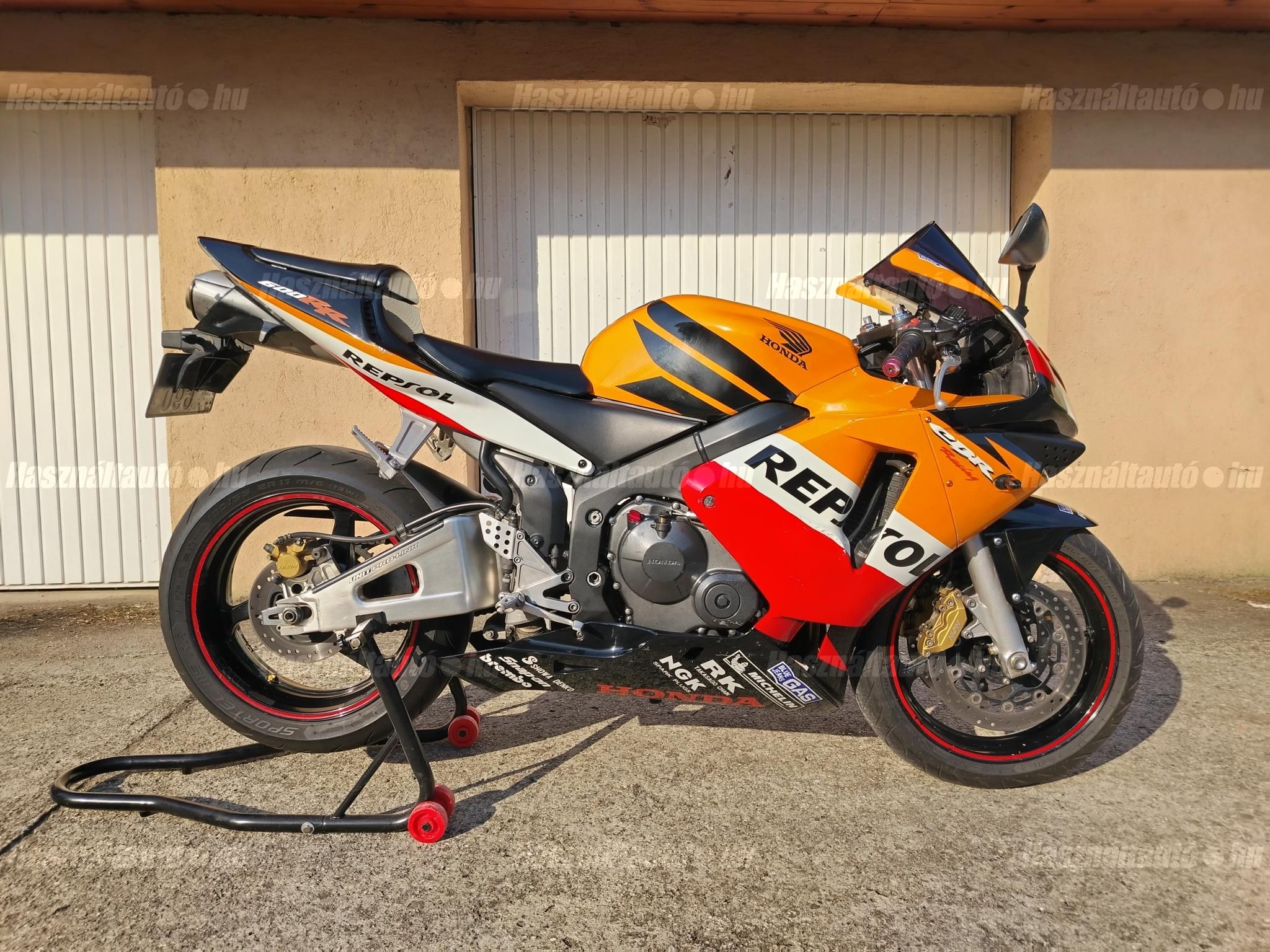 HONDA CBR 600 RR 2003/9 - 1