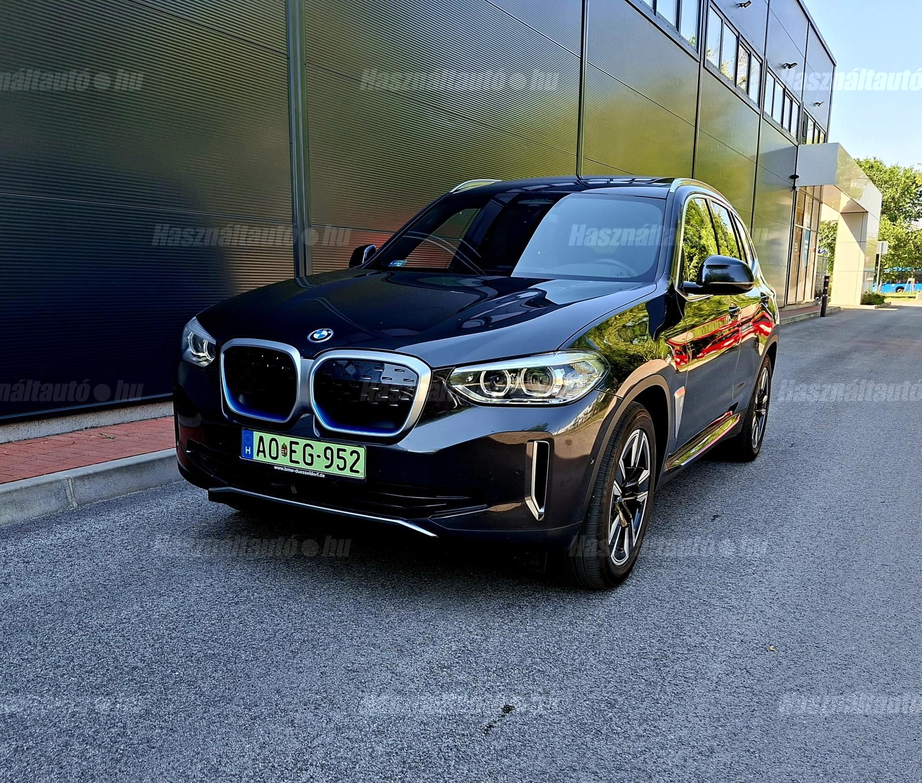 BMW IX3 2021/11 - 1