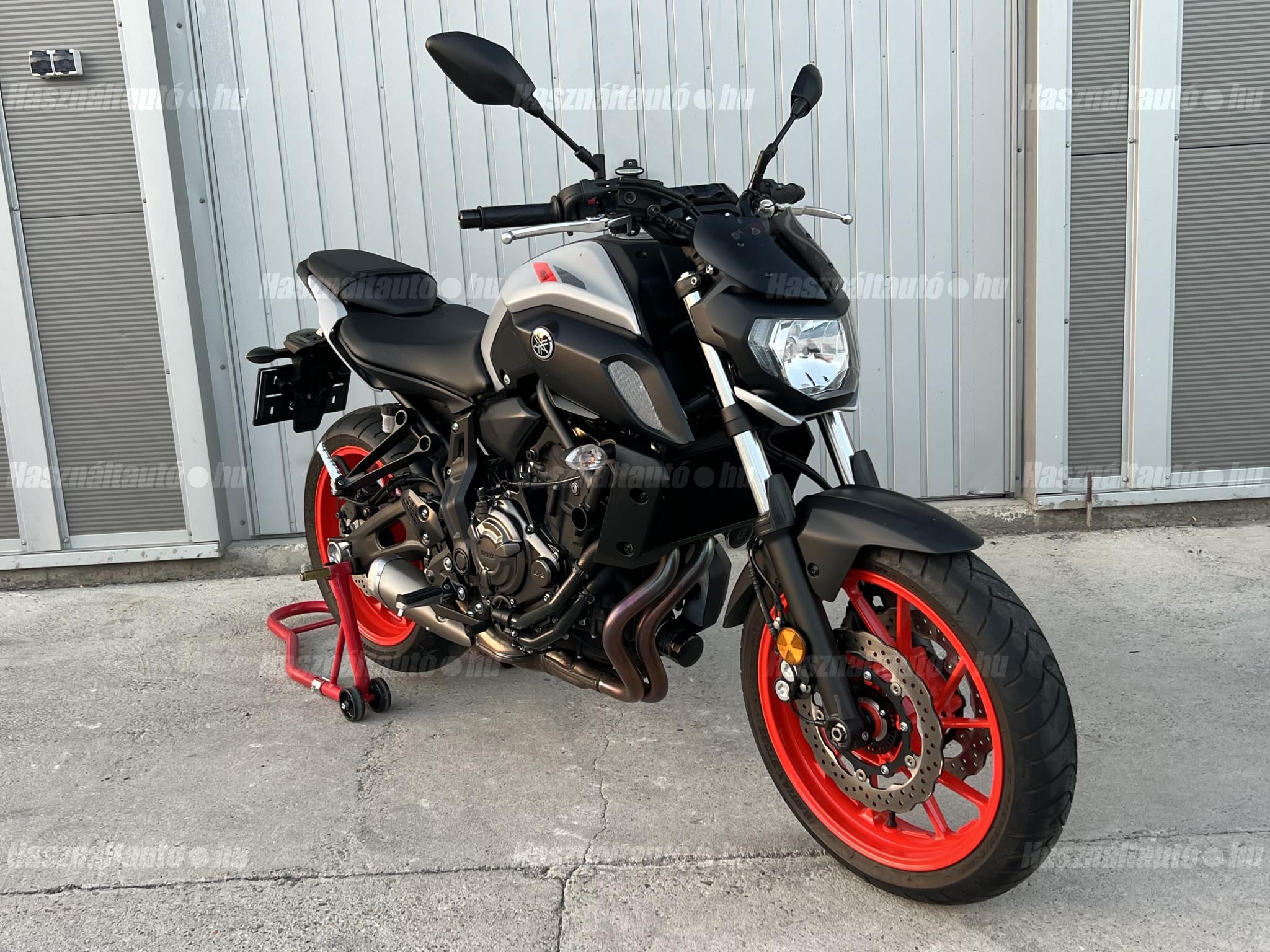 YAMAHA MT-07 2020/7 - 1