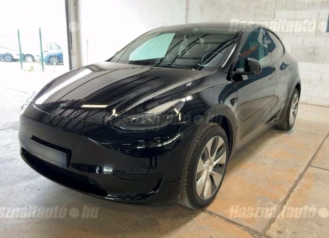 TESLA MODEL Y 2023/9 - 1