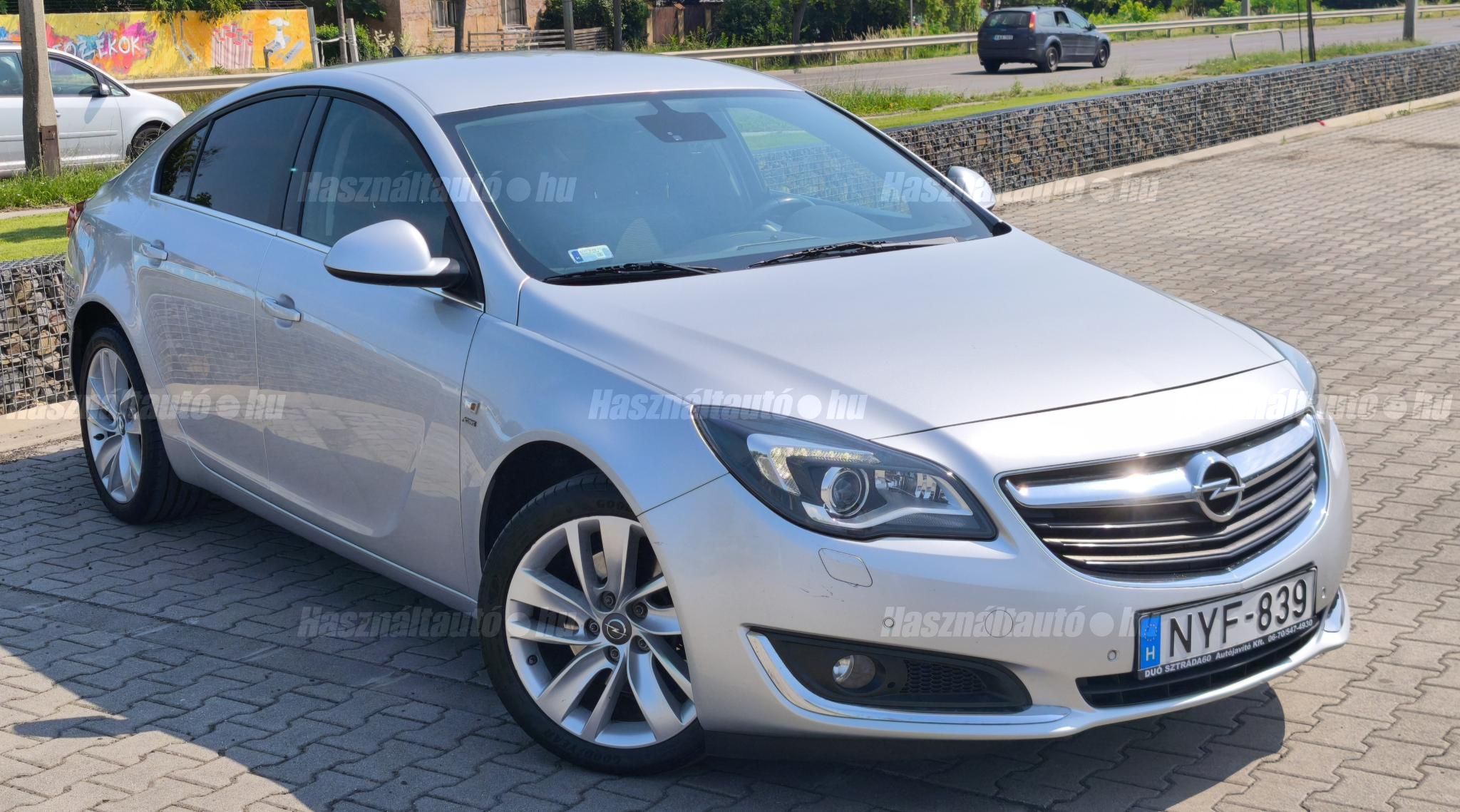 OPEL INSIGNIA 2016/12 - 1