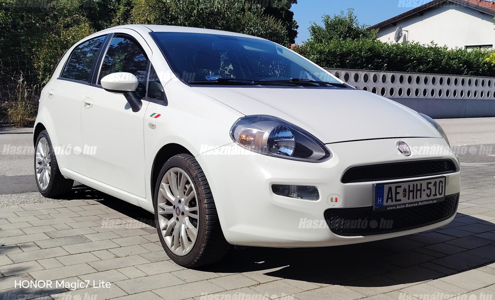 FIAT PUNTO 2012/7 - 1