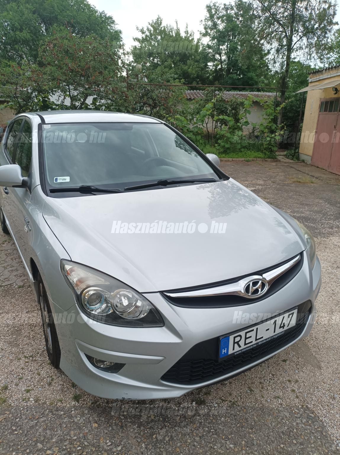 HYUNDAI I30 2010/10 - 1