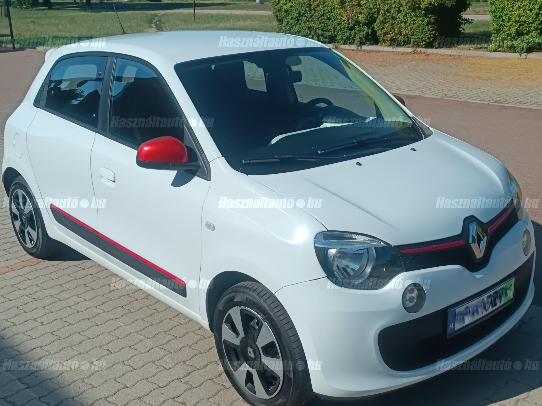 RENAULT TWINGO 2017/9 - 1