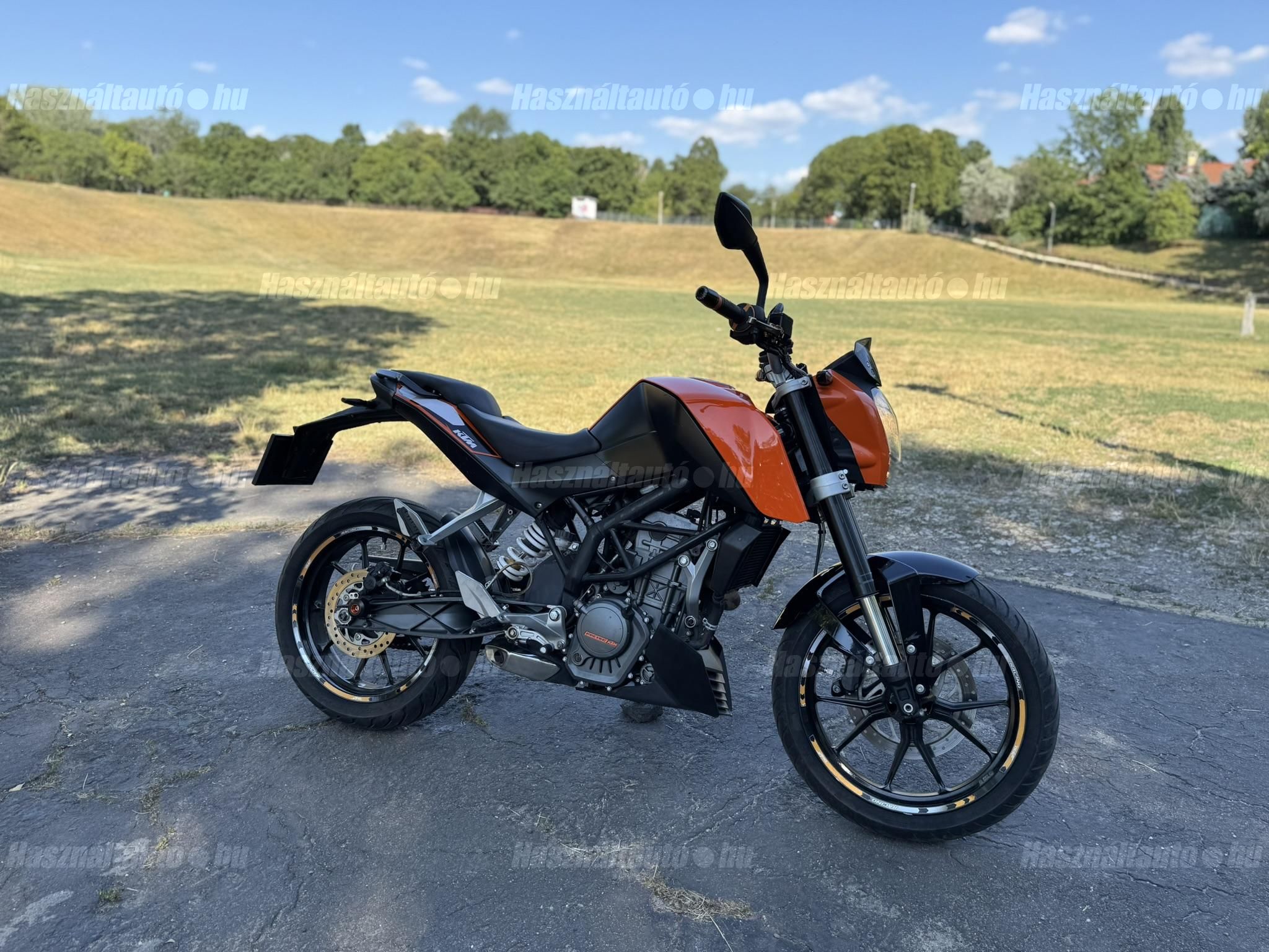 KTM 200 DUKE 2023 - 1
