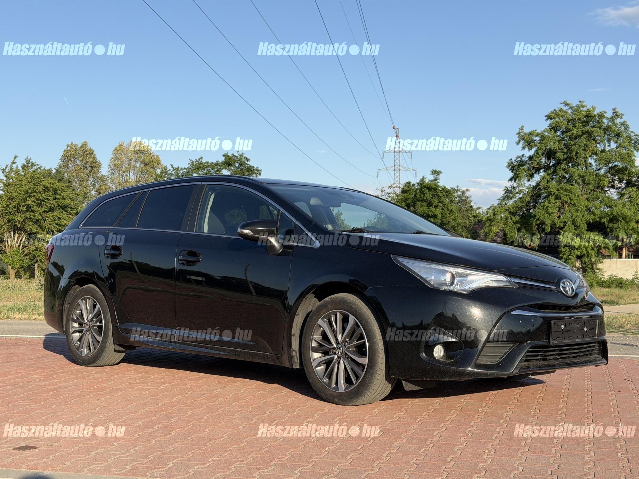 TOYOTA AVENSIS 2016/1 - 1