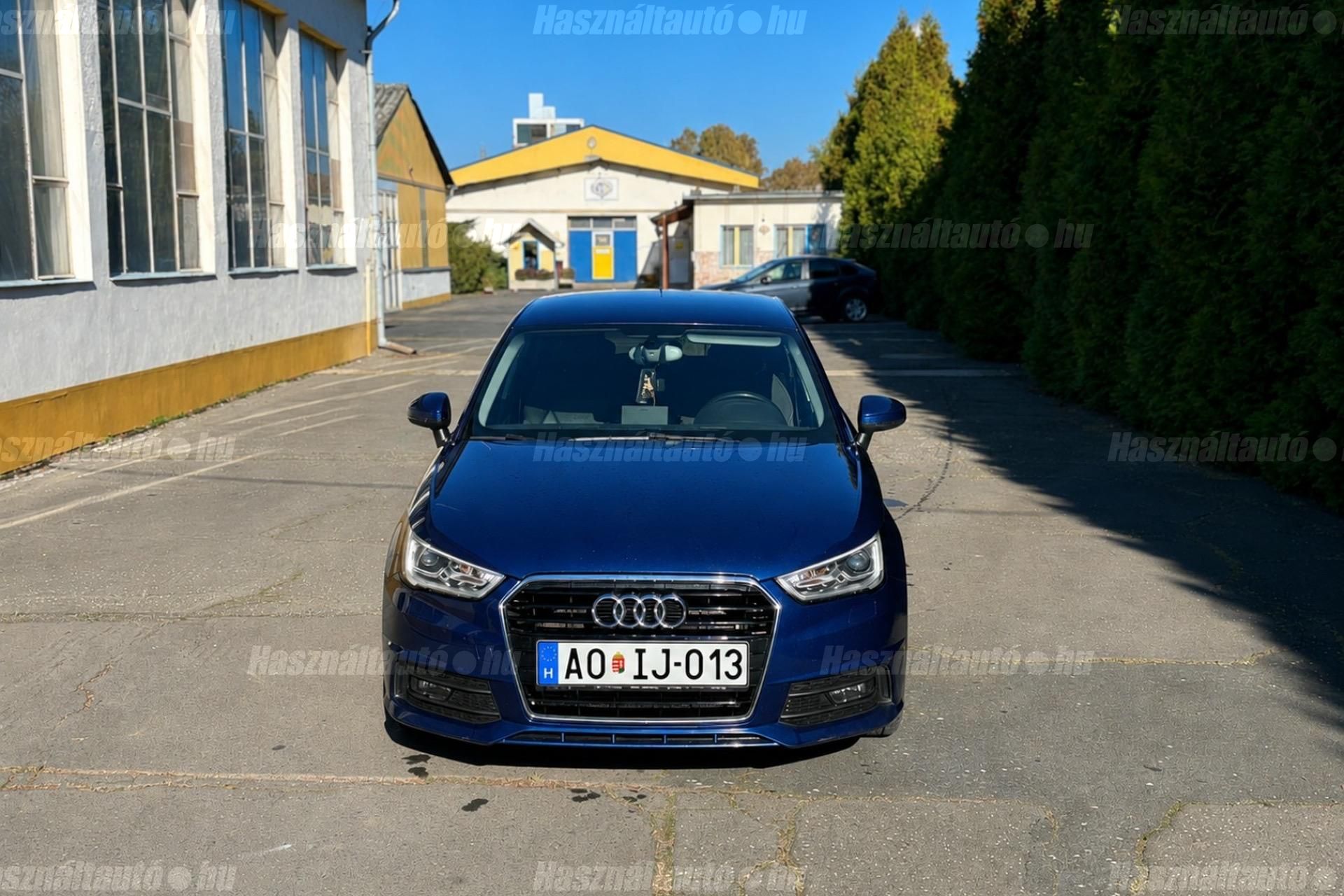 AUDI A1 2015/12 - 1