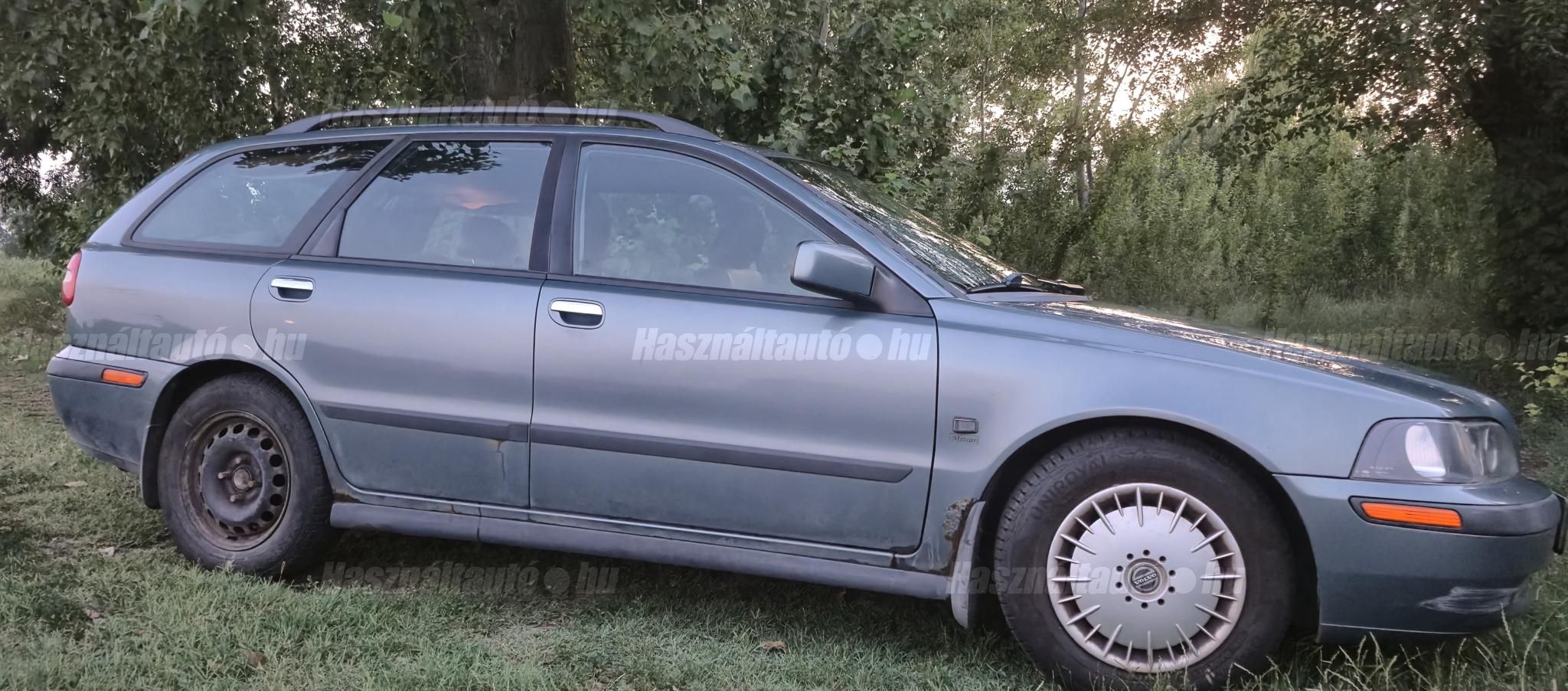 VOLVO V40 2003/2 - 1