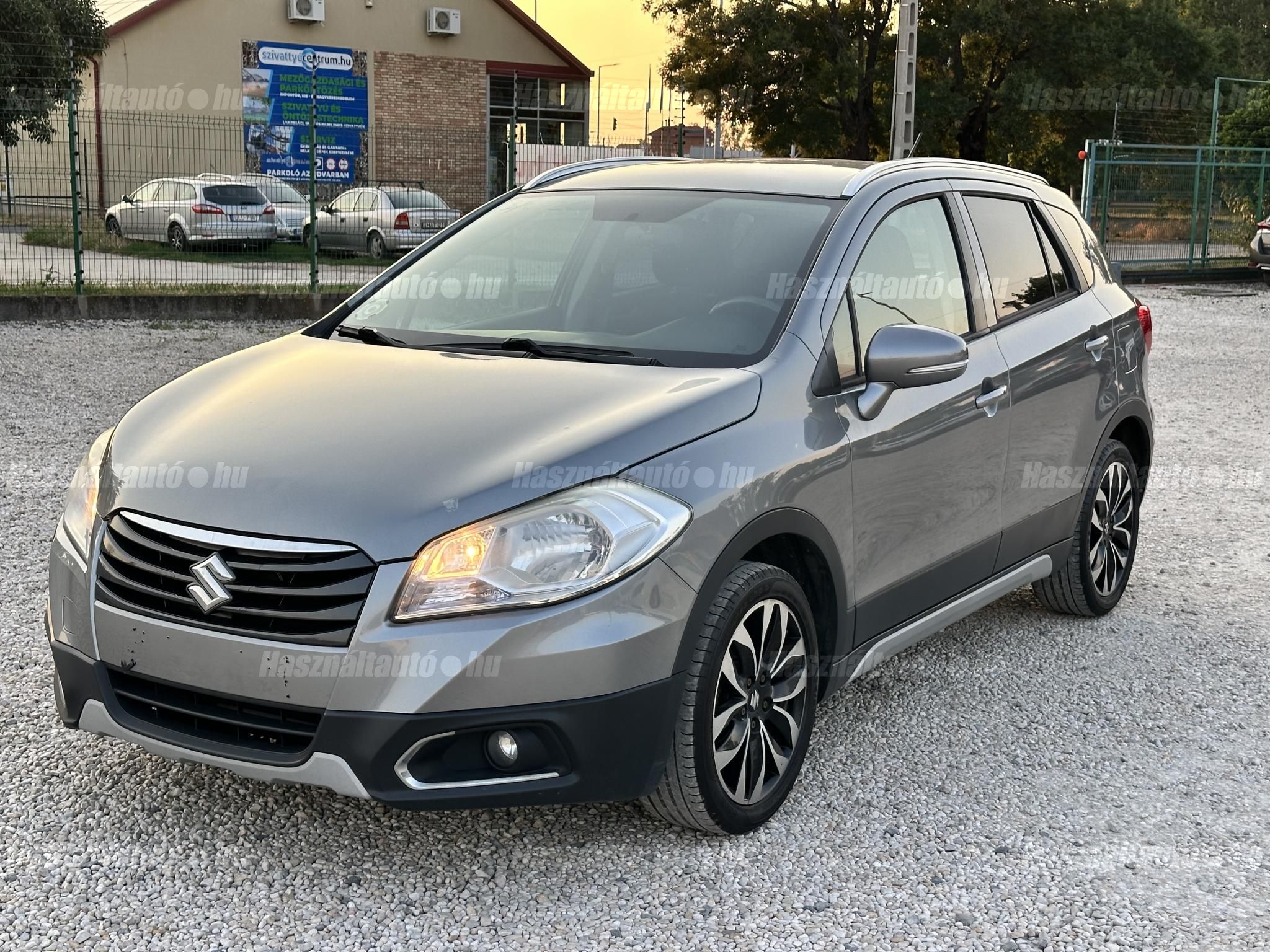 SUZUKI SX4 S-CROSS 2015/11 - 1