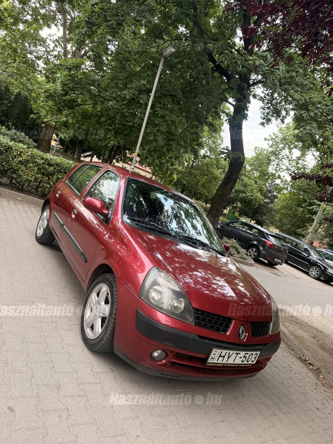 RENAULT CLIO 2002/8 - 1