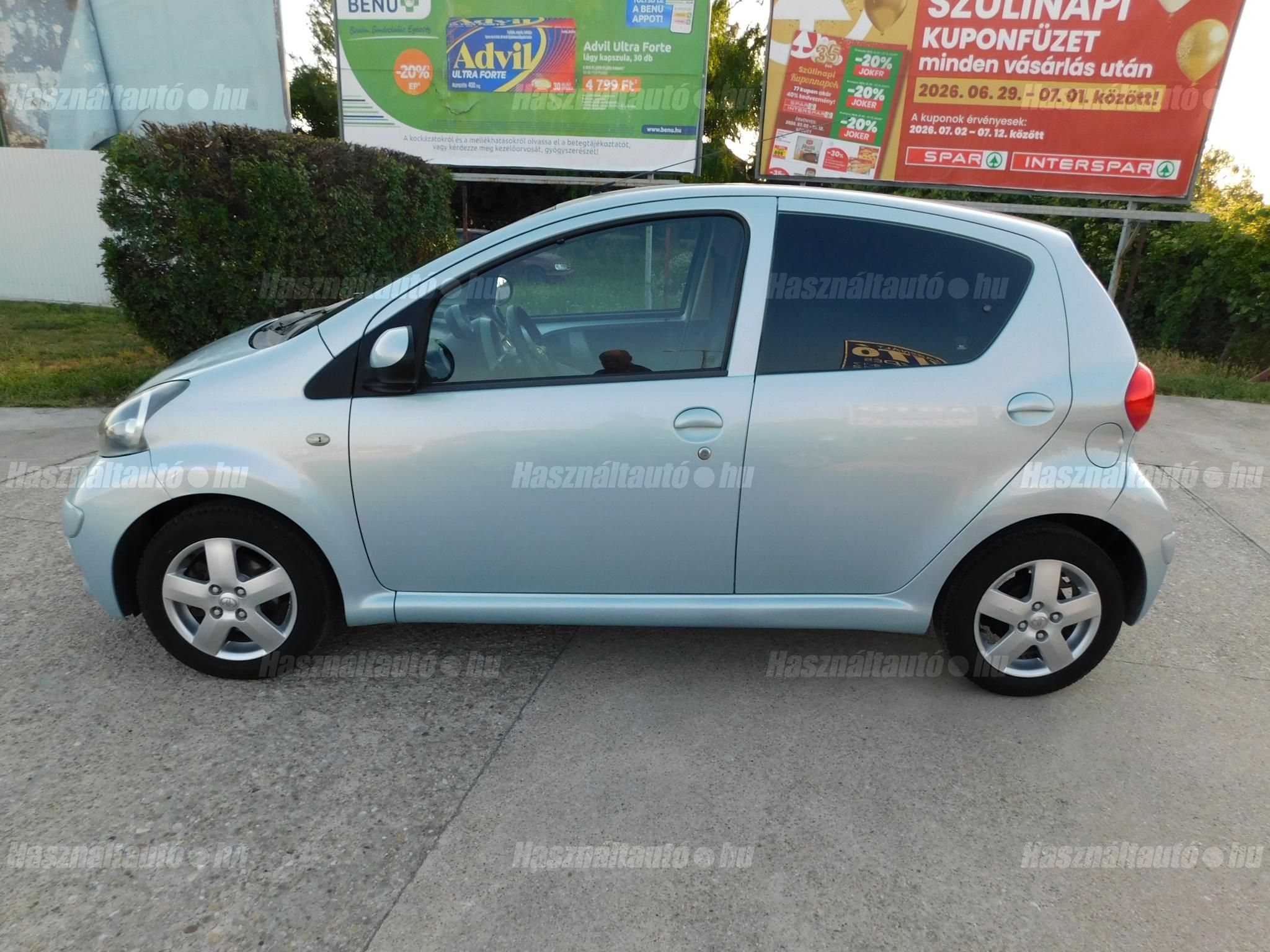 TOYOTA AYGO 2005/4 - 1